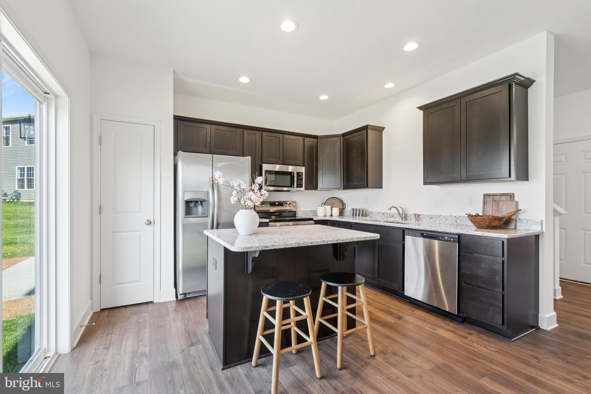 3700 CASTLE DRIVE LOT 271