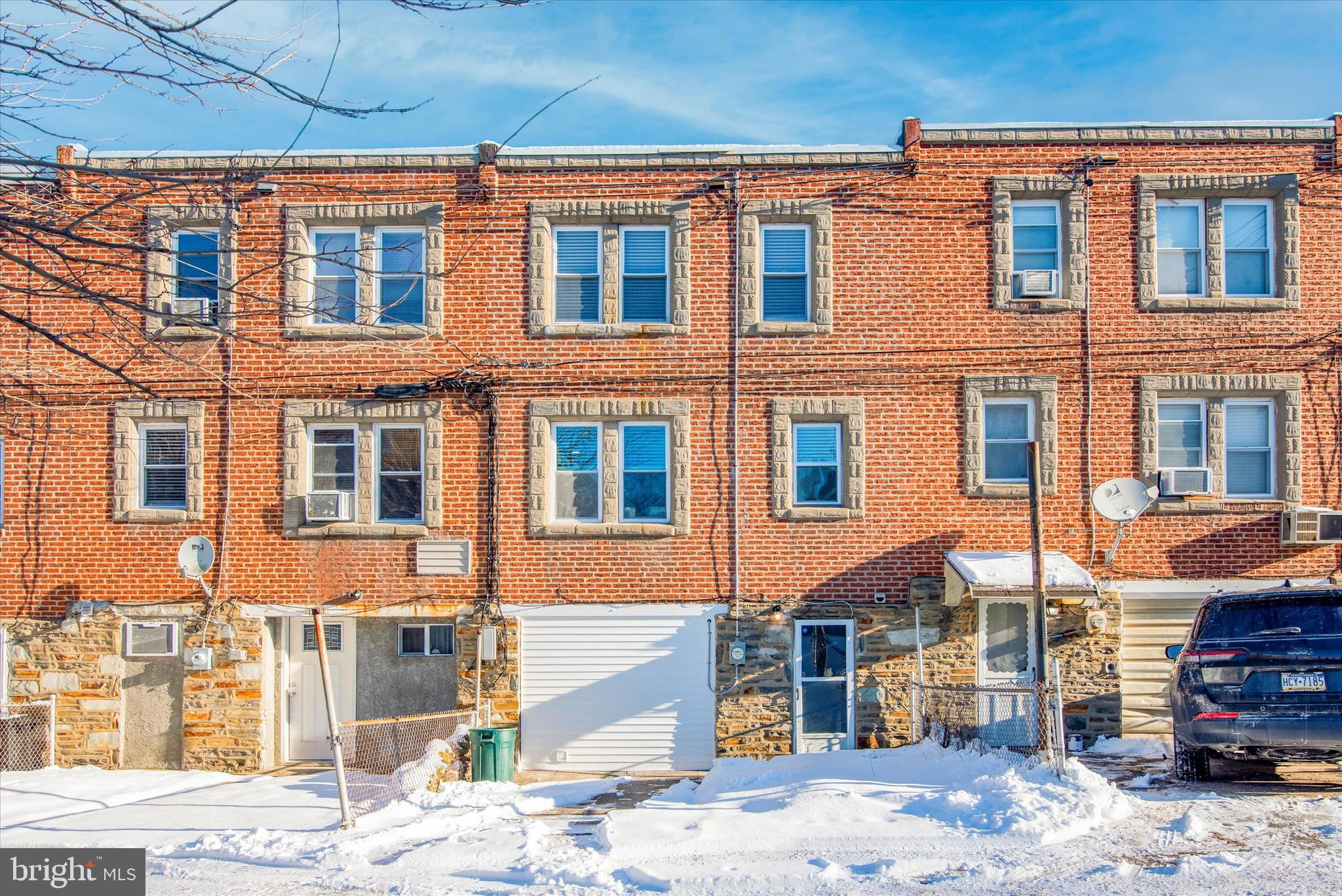 LAWNCREST - Residential