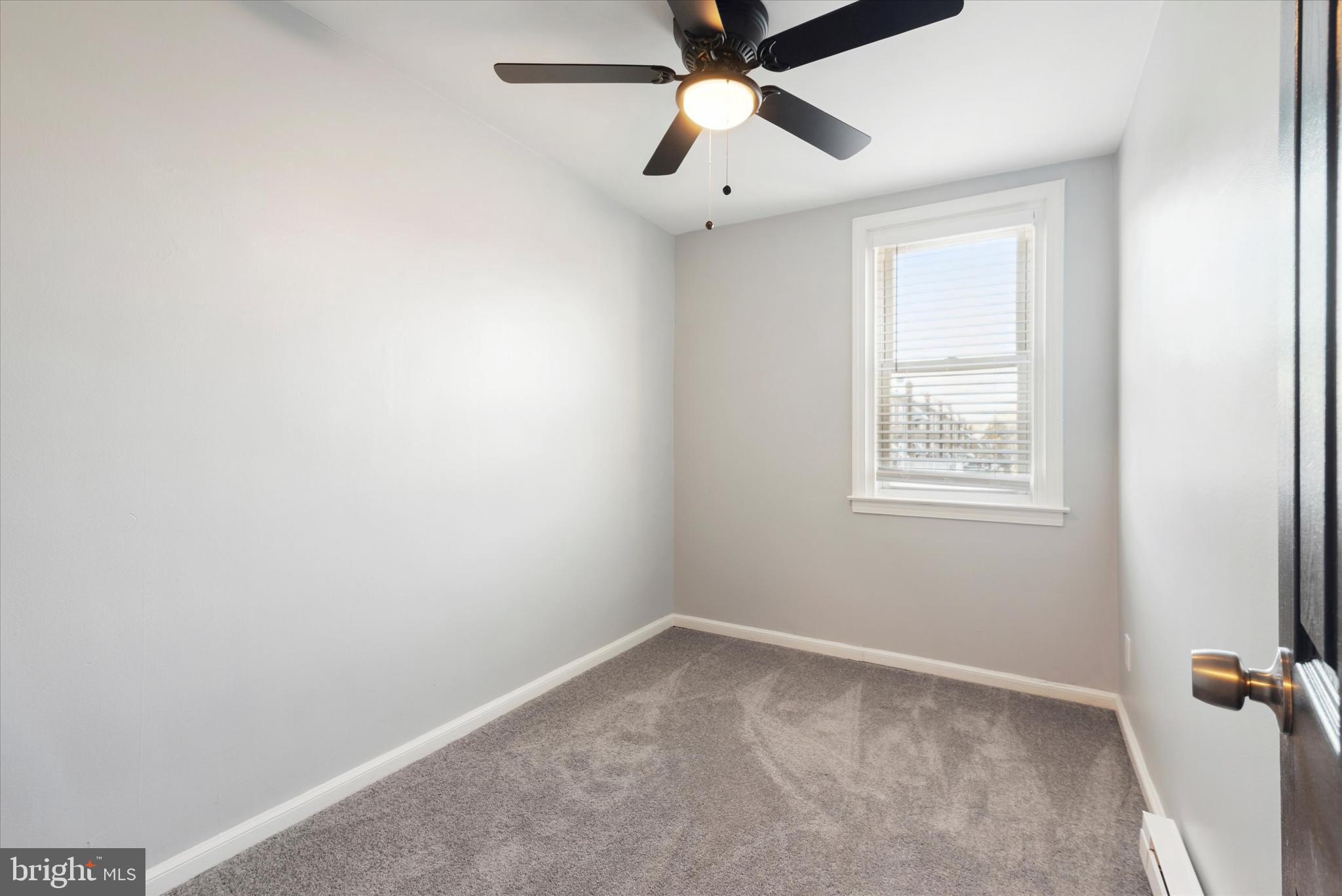 LAWNCREST - Residential