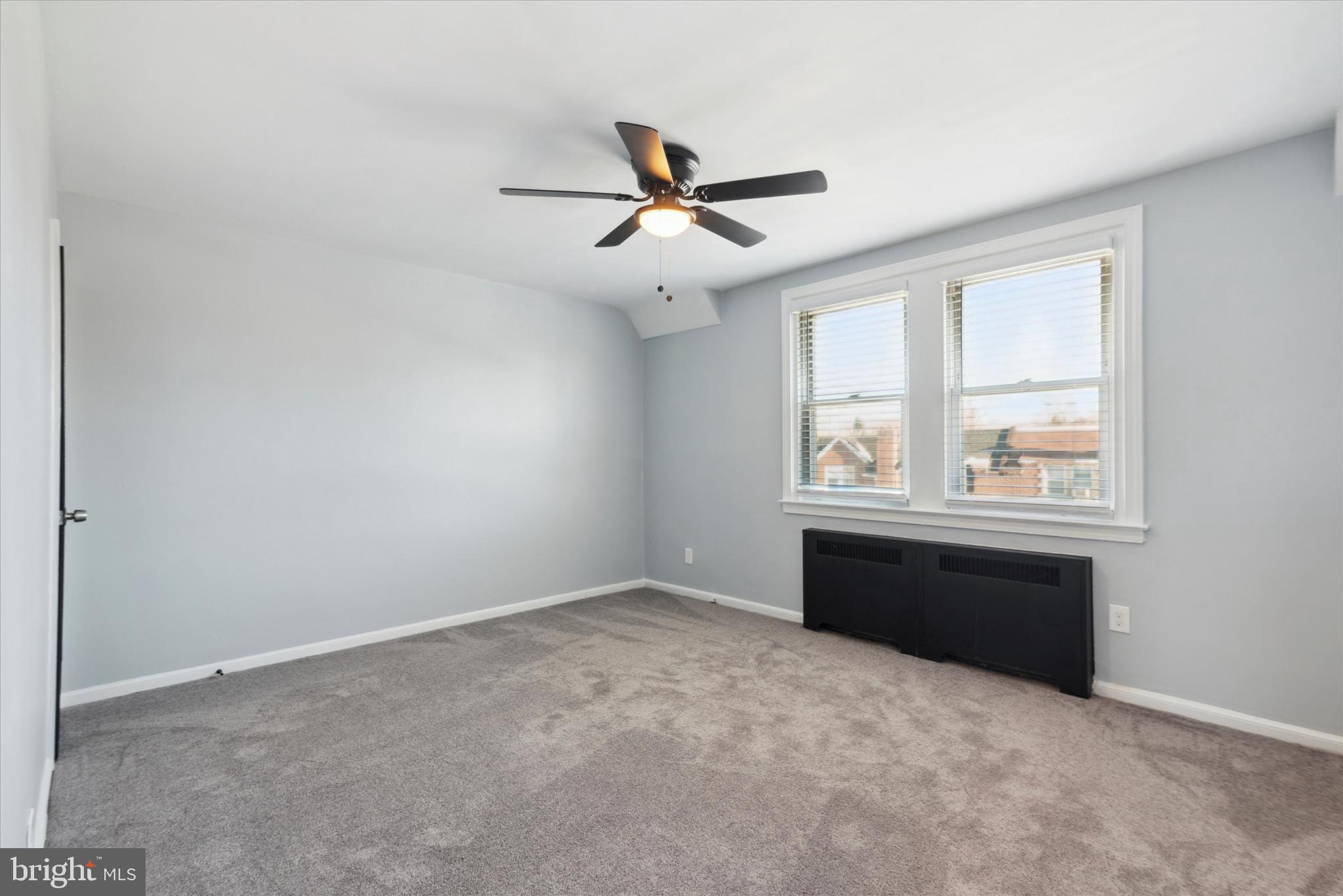 LAWNCREST - Residential