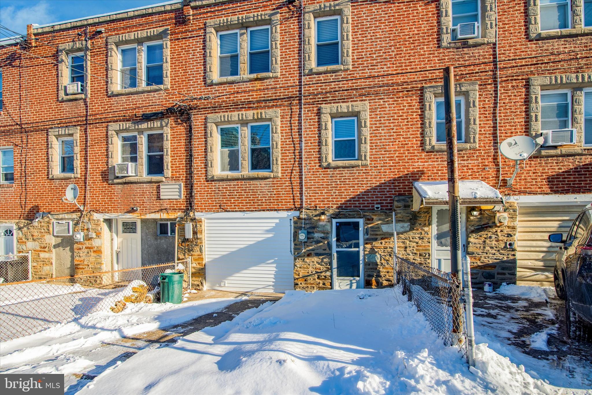 LAWNCREST - Residential