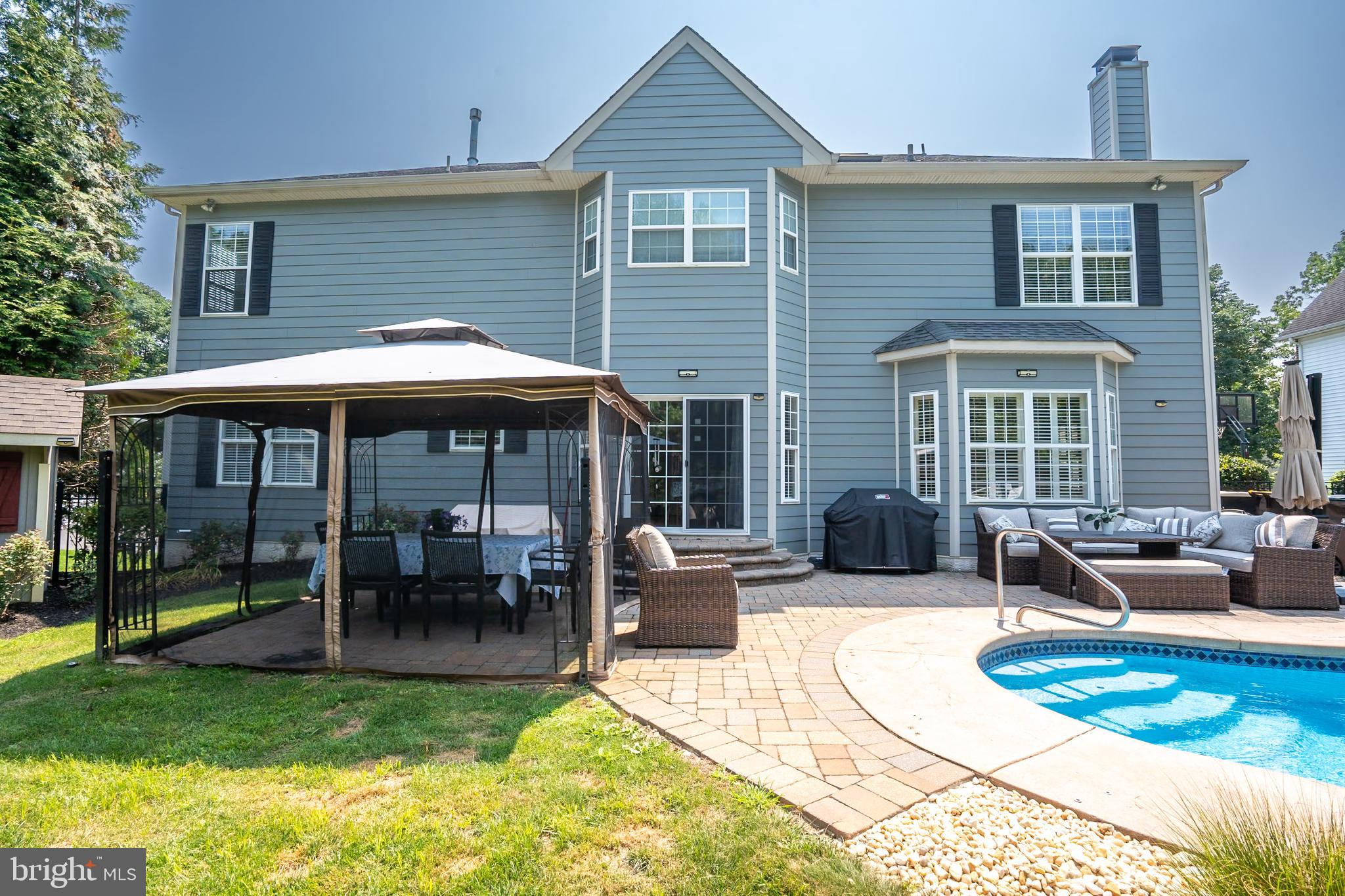 THE RIDINGS OF BUCK - Residential