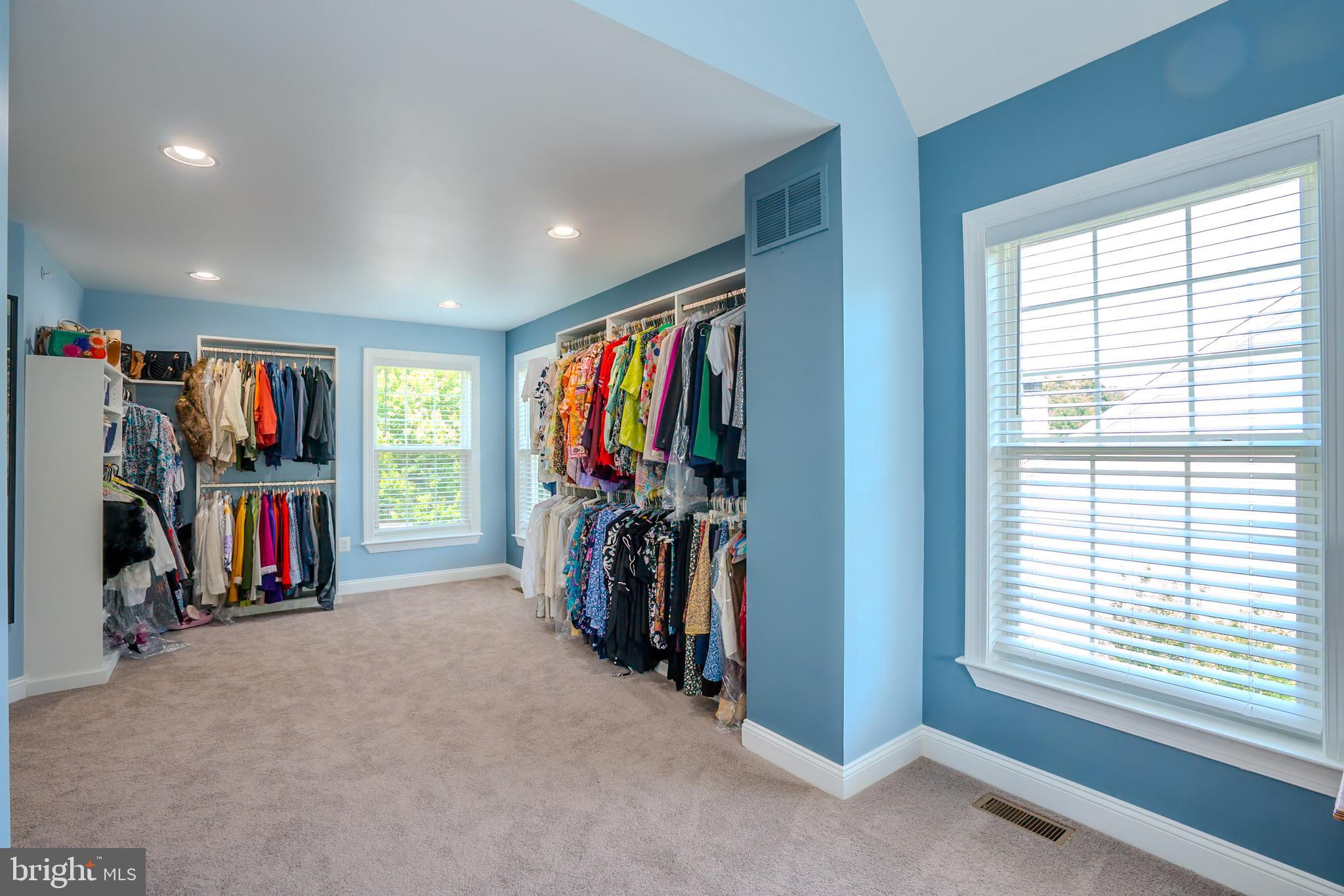 THE RIDINGS OF BUCK - Residential