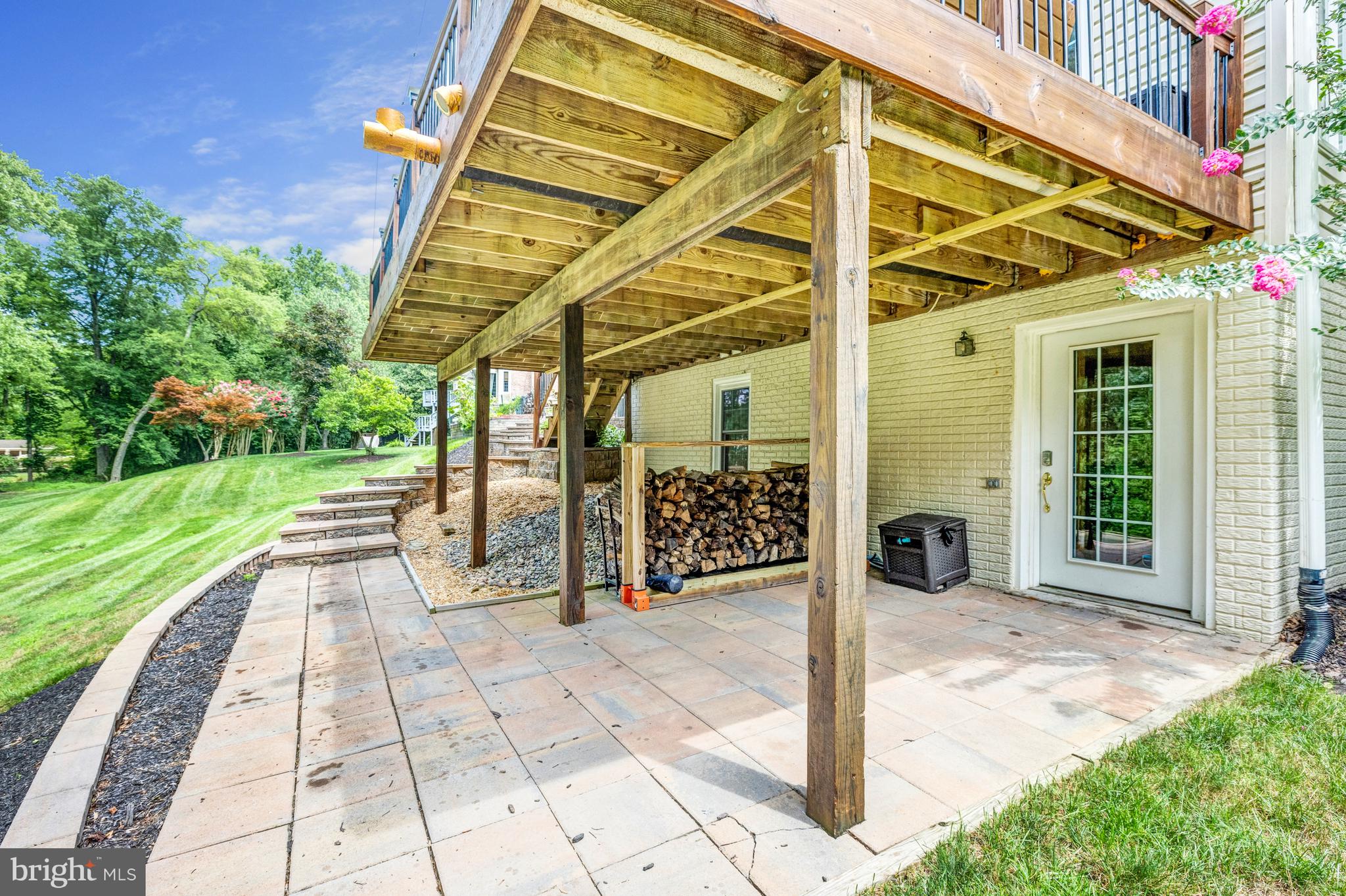 SENECA HUNT - Residential