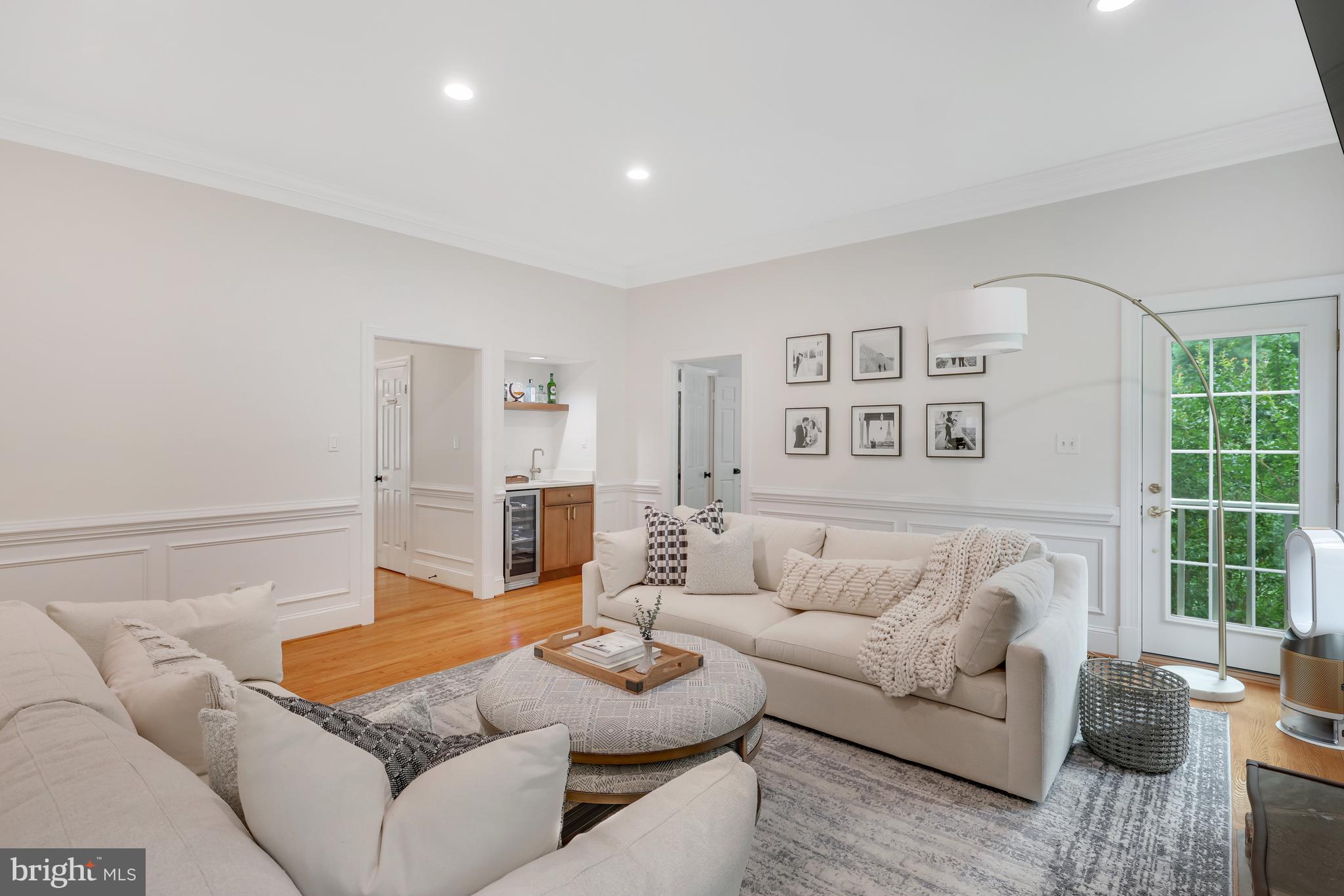 SENECA HUNT - Residential