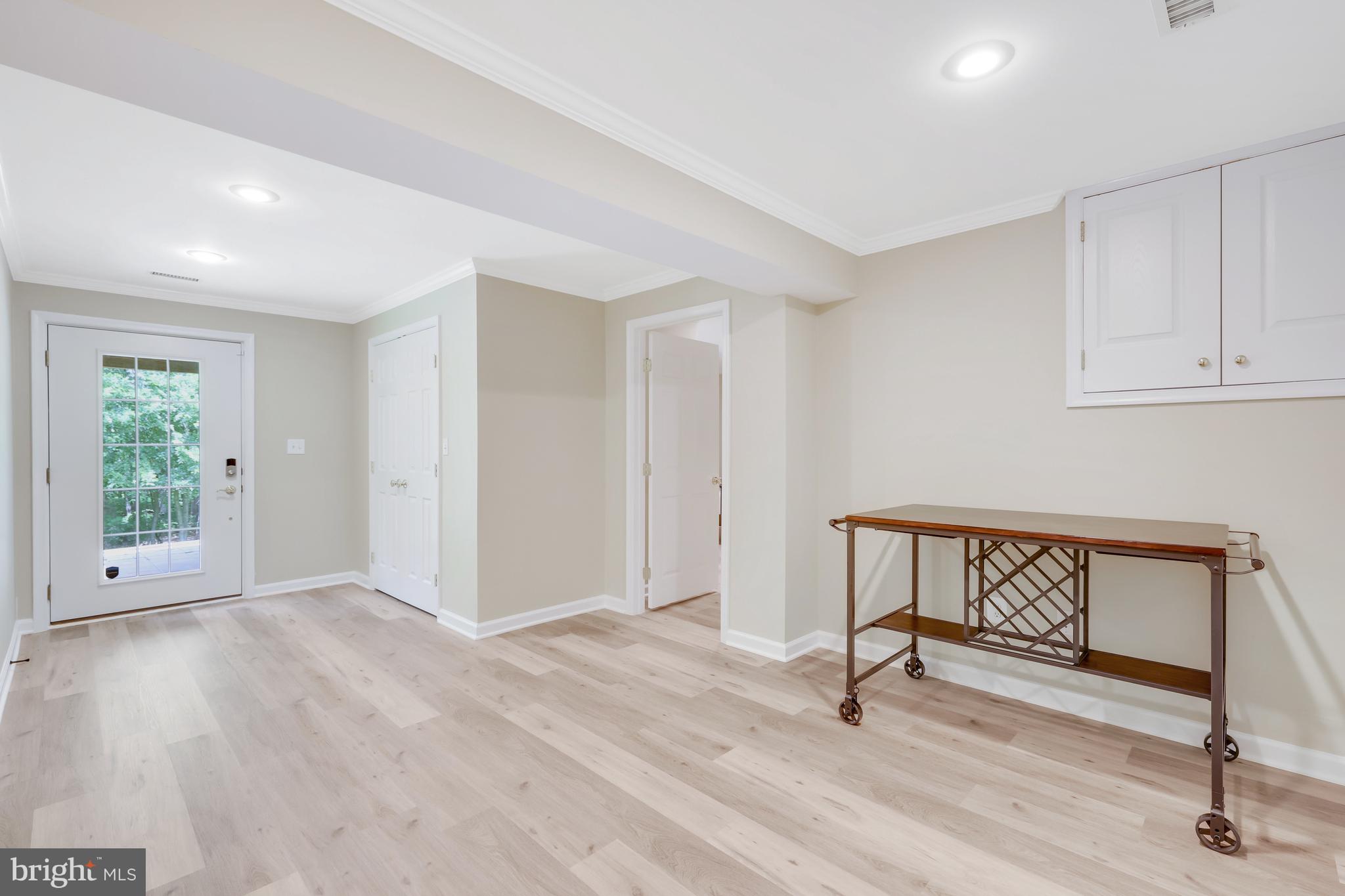 SENECA HUNT - Residential