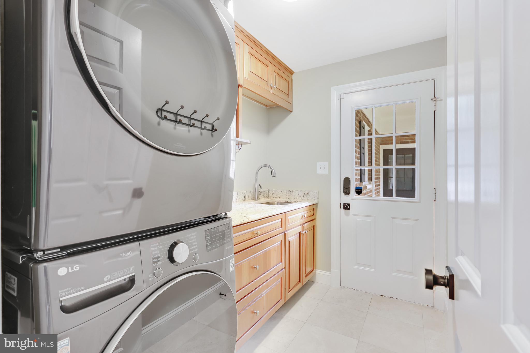 SENECA HUNT - Residential