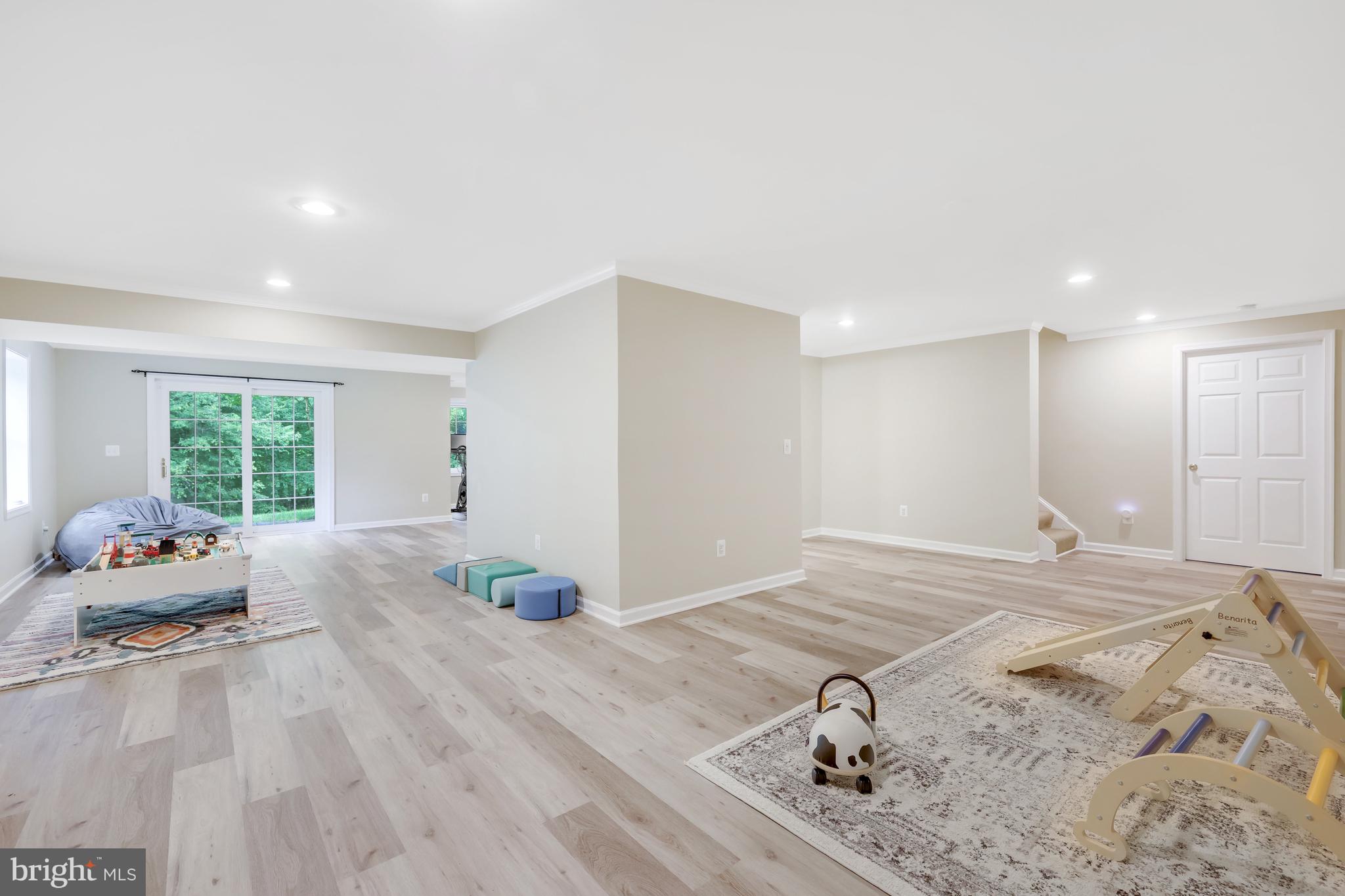 SENECA HUNT - Residential