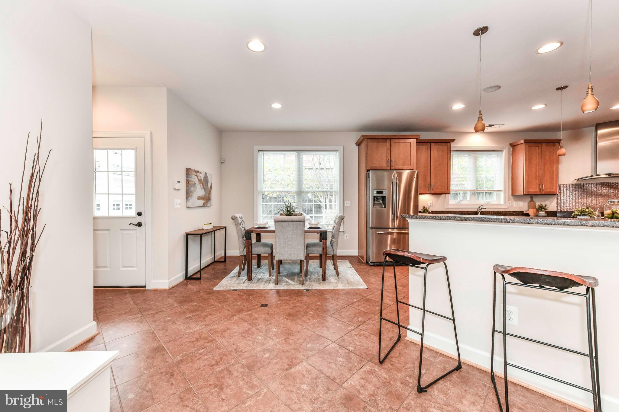 BERKSHIRE OAKWOOD - Residential