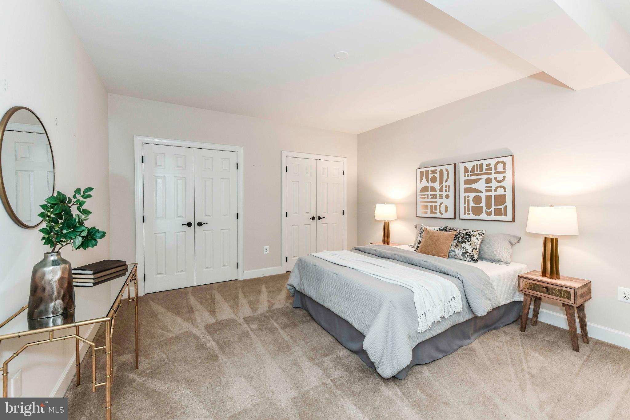 BERKSHIRE OAKWOOD - Residential