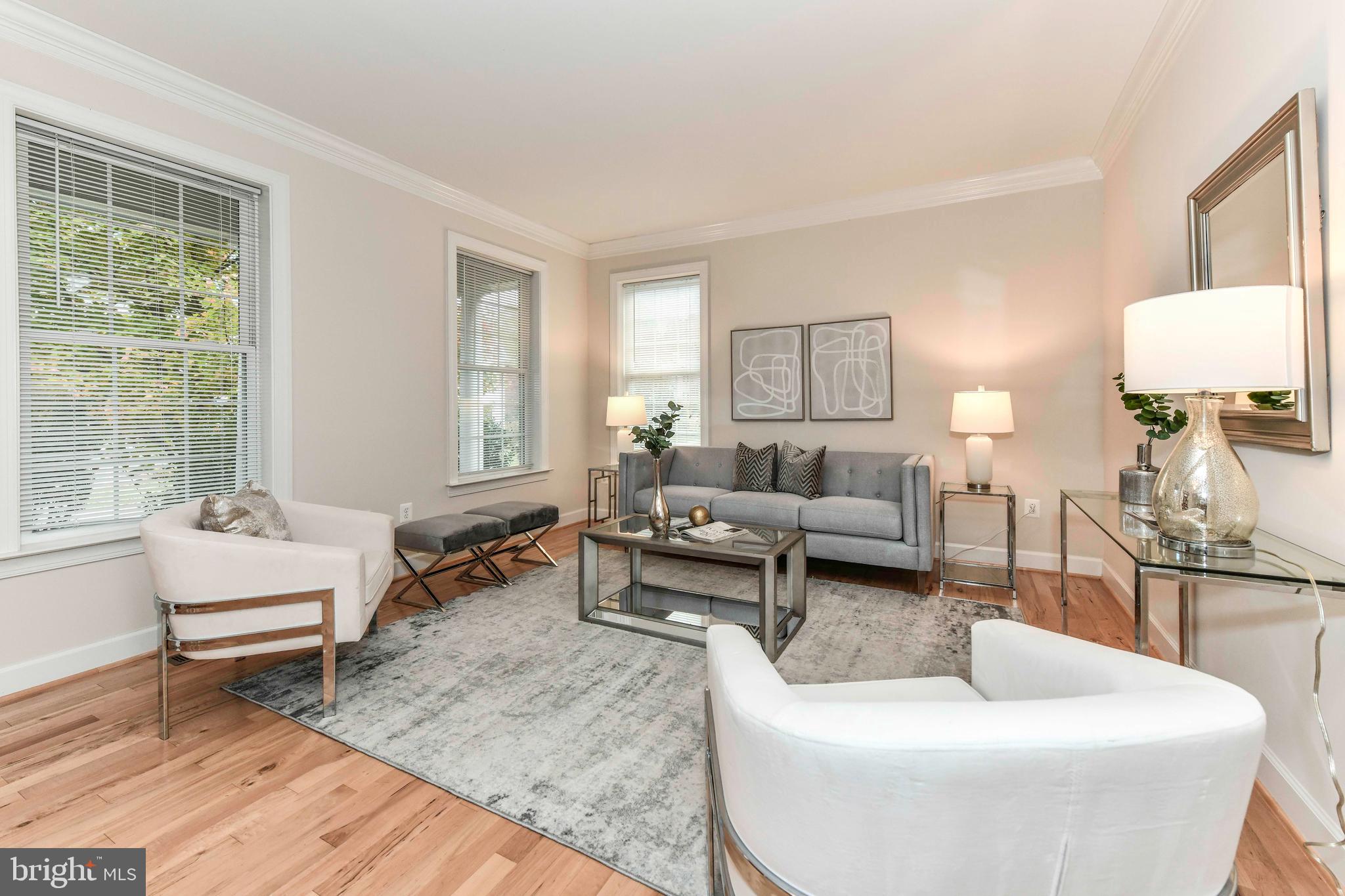 BERKSHIRE OAKWOOD - Residential