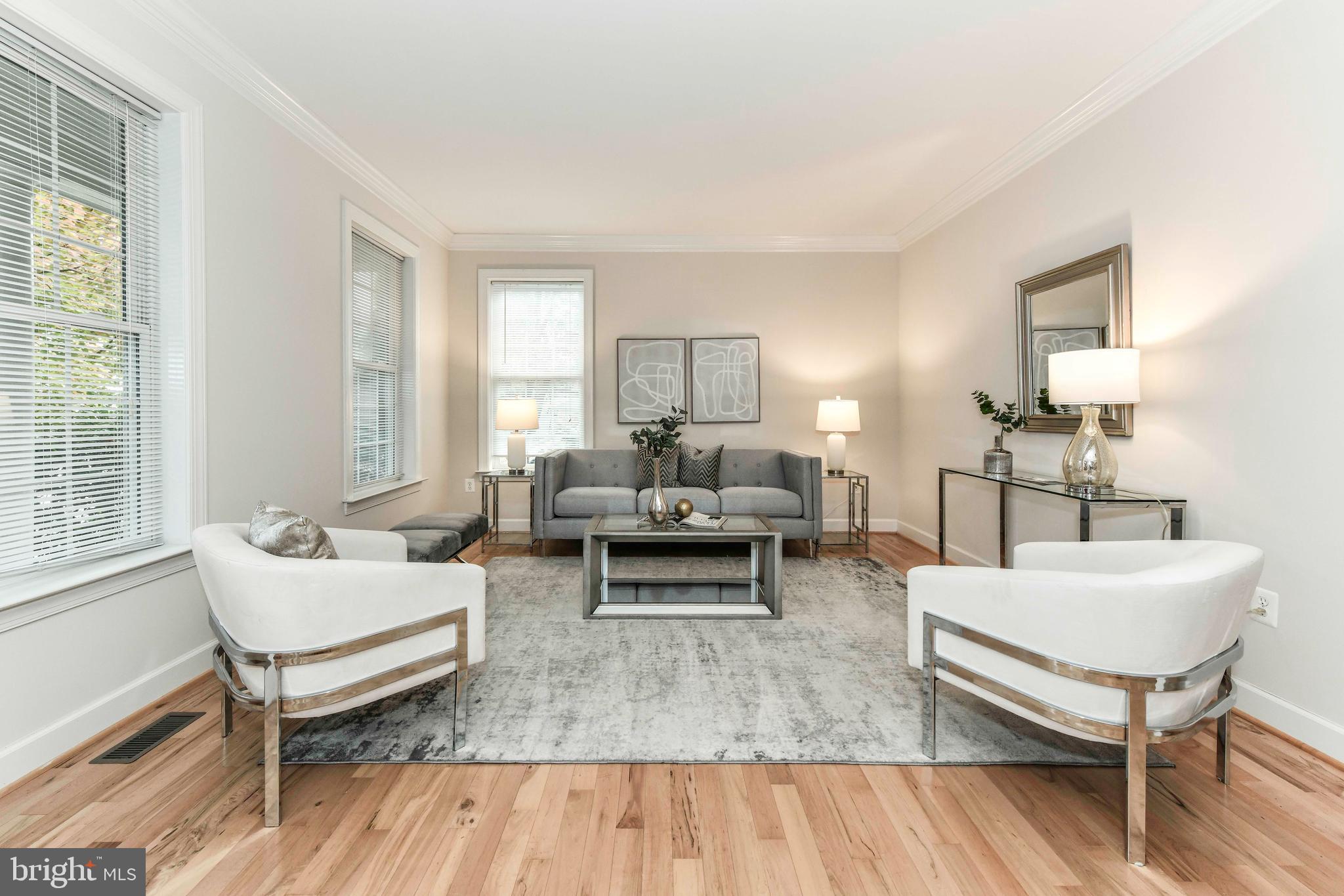 BERKSHIRE OAKWOOD - Residential