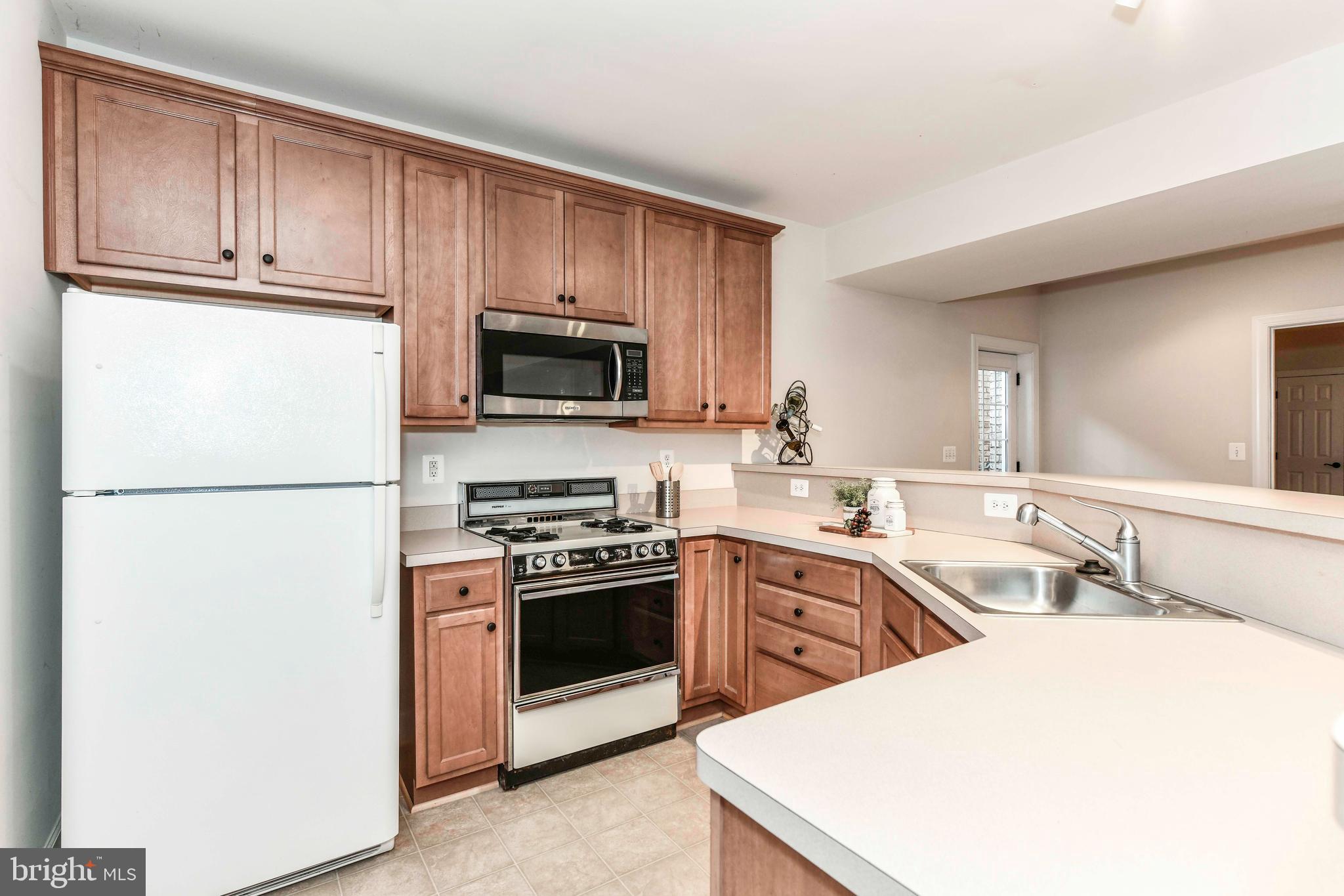 BERKSHIRE OAKWOOD - Residential