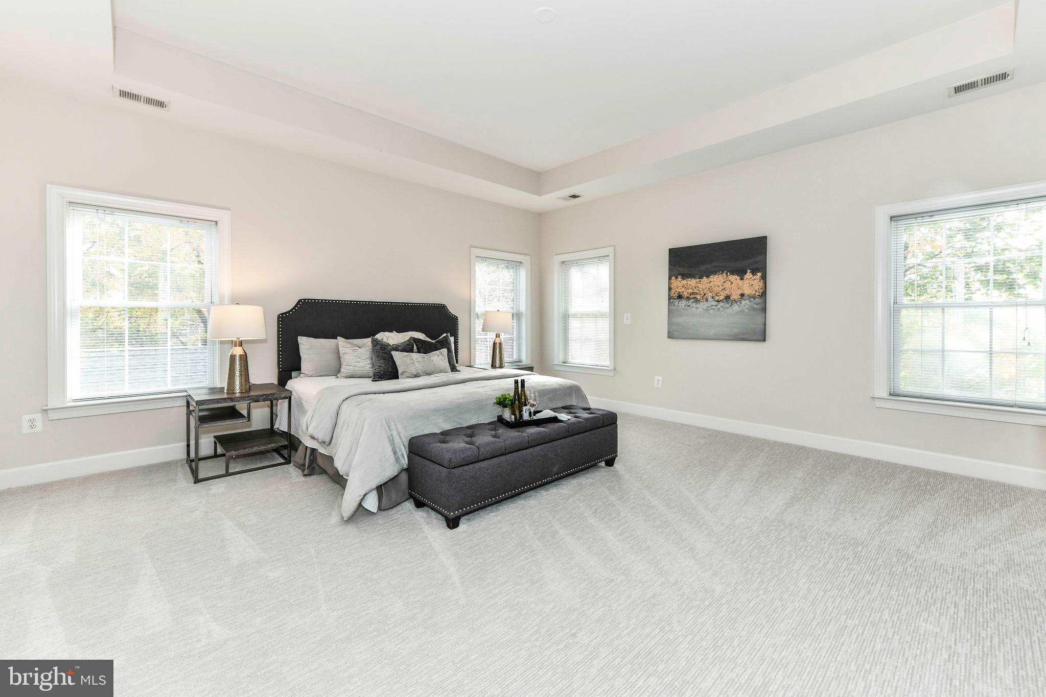 BERKSHIRE OAKWOOD - Residential