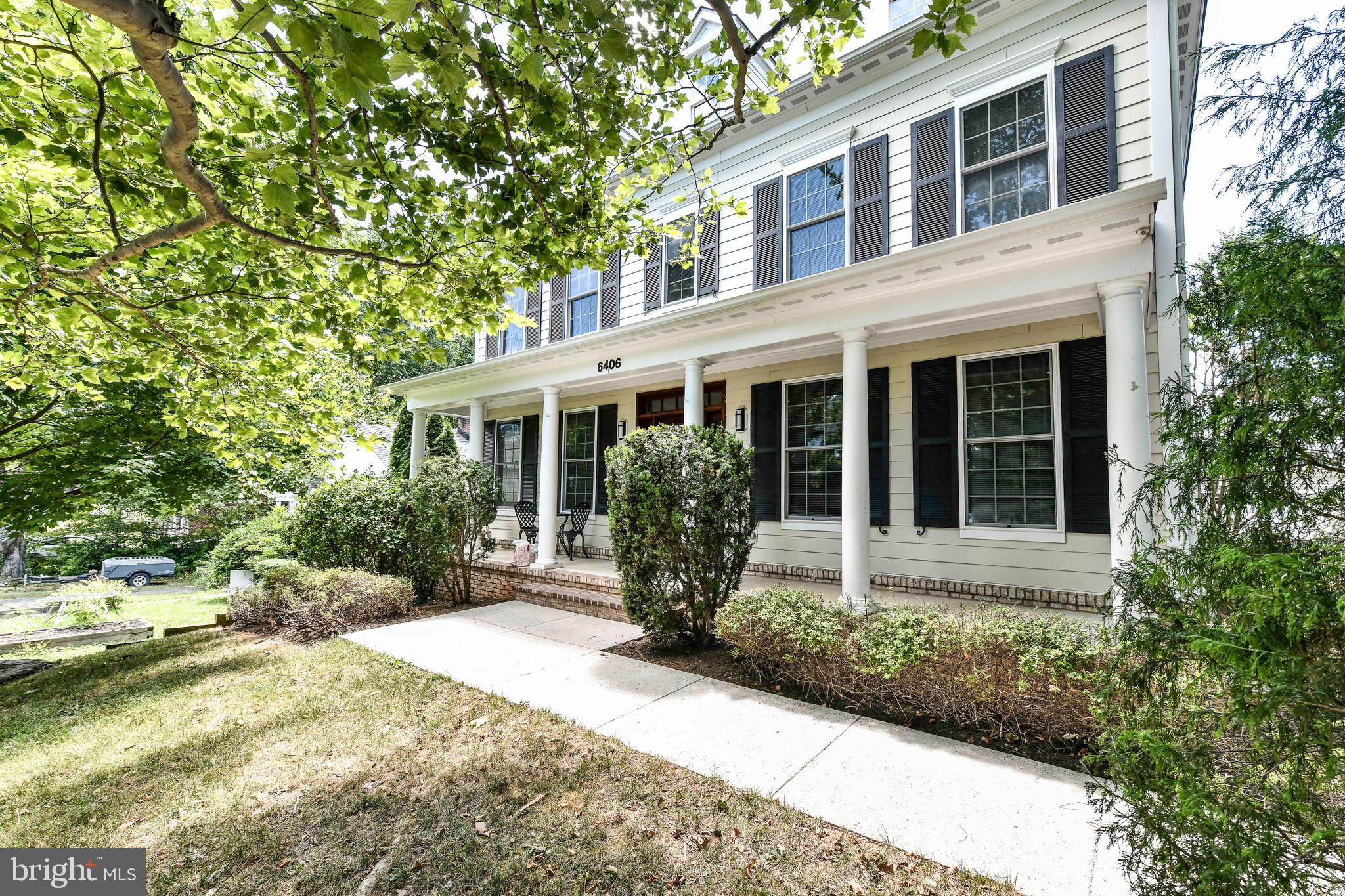 BERKSHIRE OAKWOOD - Residential