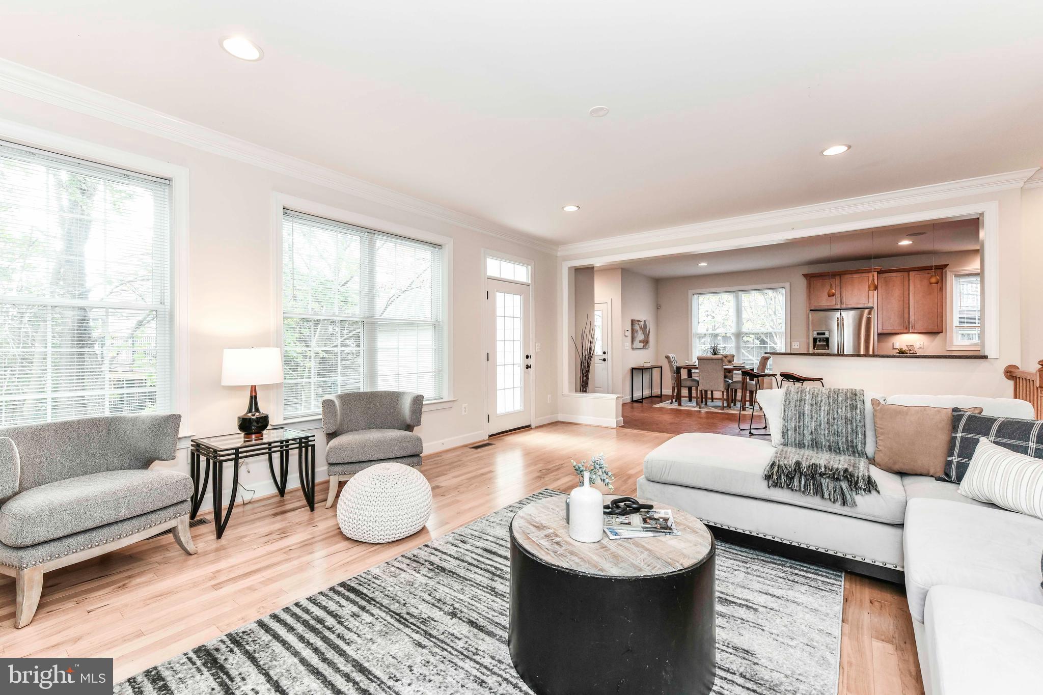 BERKSHIRE OAKWOOD - Residential