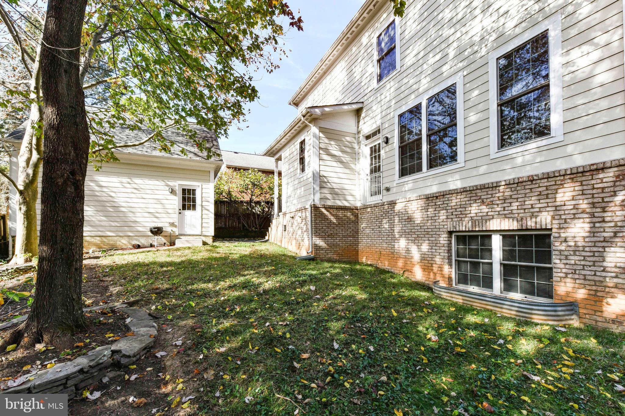 BERKSHIRE OAKWOOD - Residential