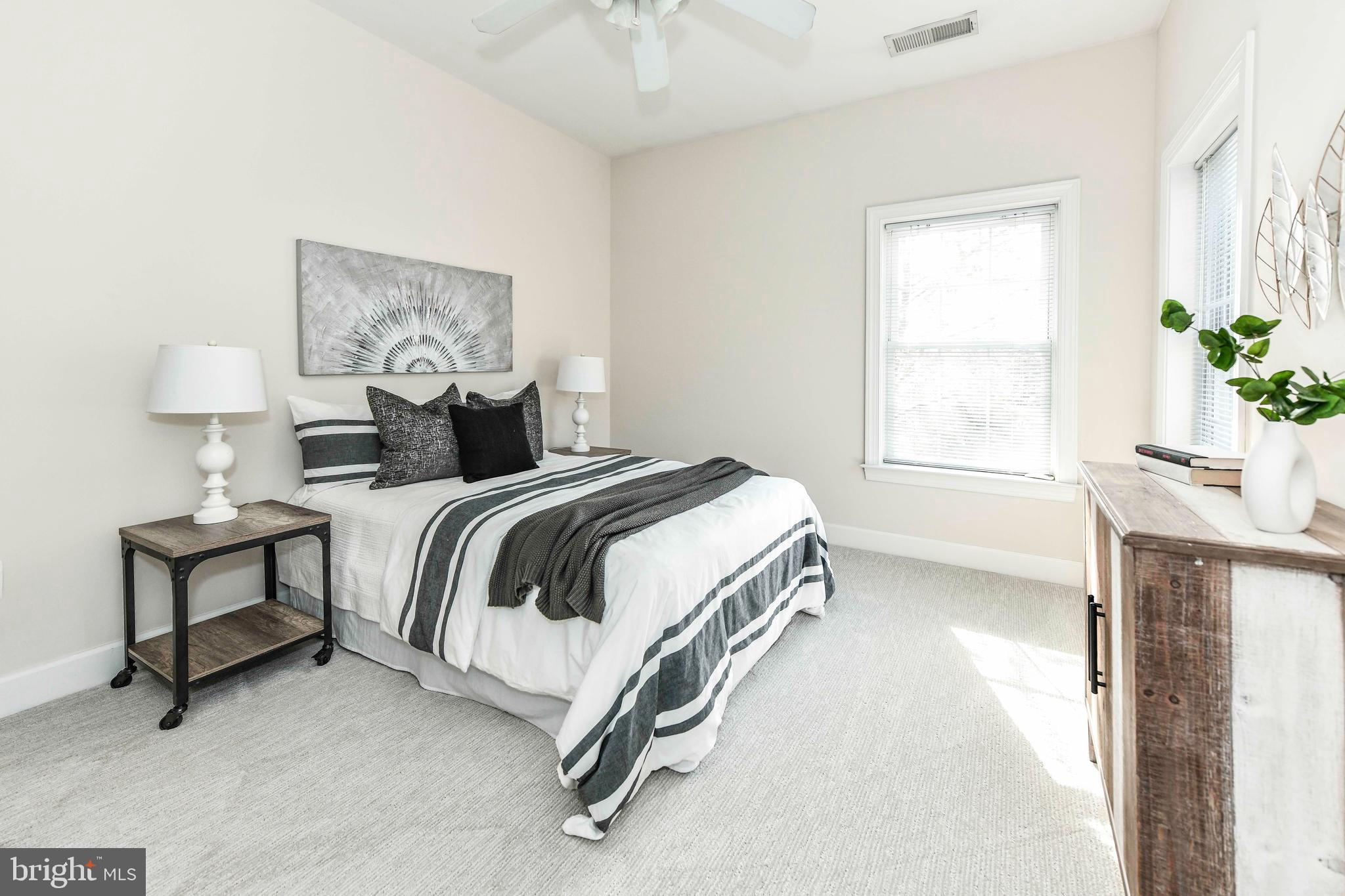 BERKSHIRE OAKWOOD - Residential