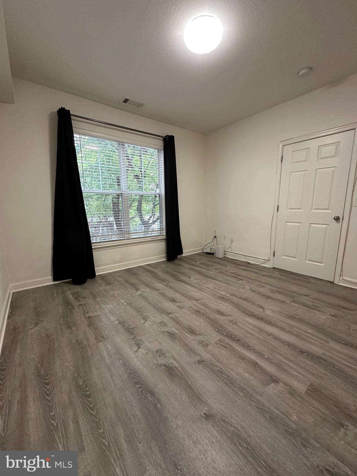 FITZ AT ROCKVILLE TOWN C - Residential Lease