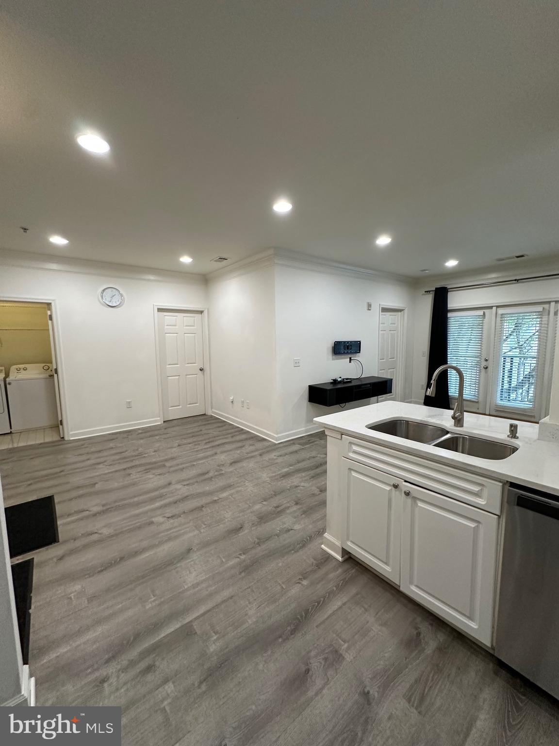 FITZ AT ROCKVILLE TOWN C - Residential Lease