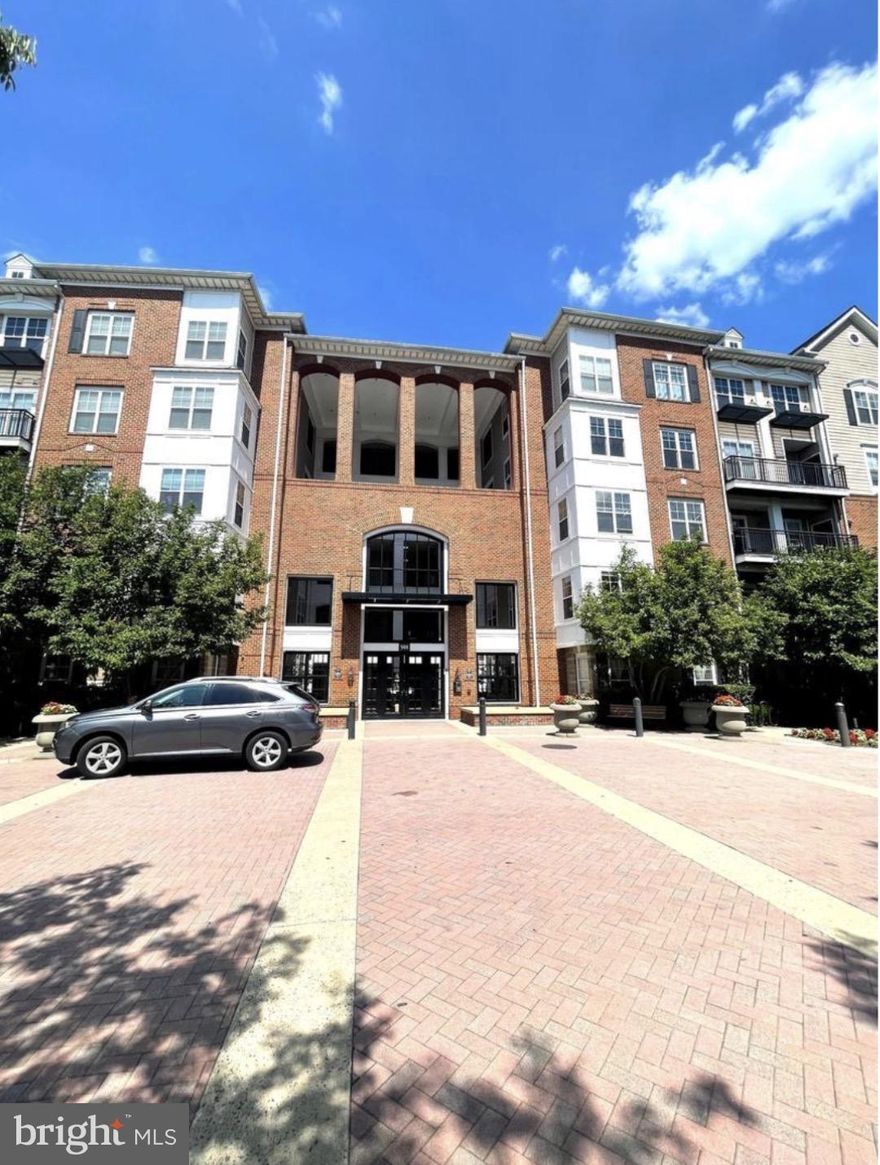 So convenient! located in Rockville town center near restaurants, grocery shoppings, bus, subway, commuter rails. one bedroom and one full bathroom with 877 sqft, updated kitchen and newer flooring, balcony overlooking the pool,  no pets no smoking inside the house.  Please find application instruction attached .