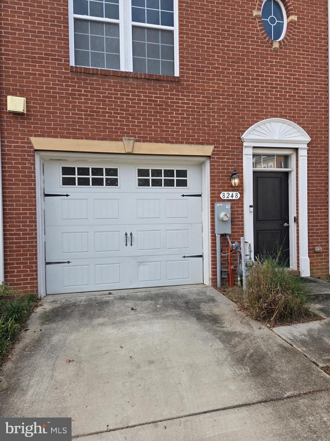 CREEKSTONE VILLAGE - Residential Lease