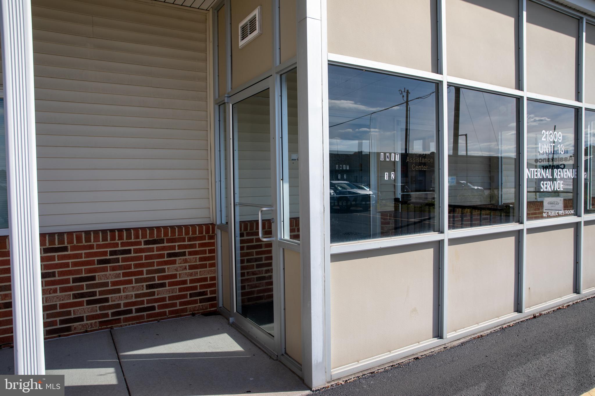 21309 BERLIN ROAD 12