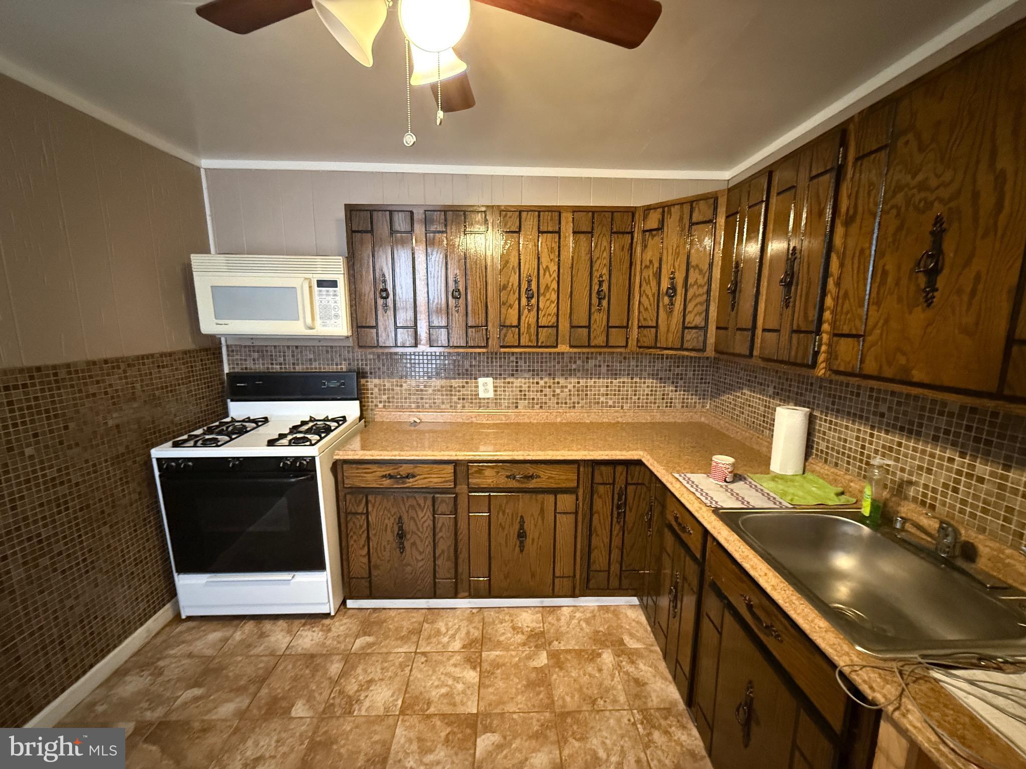 FELTONVILLE - Residential