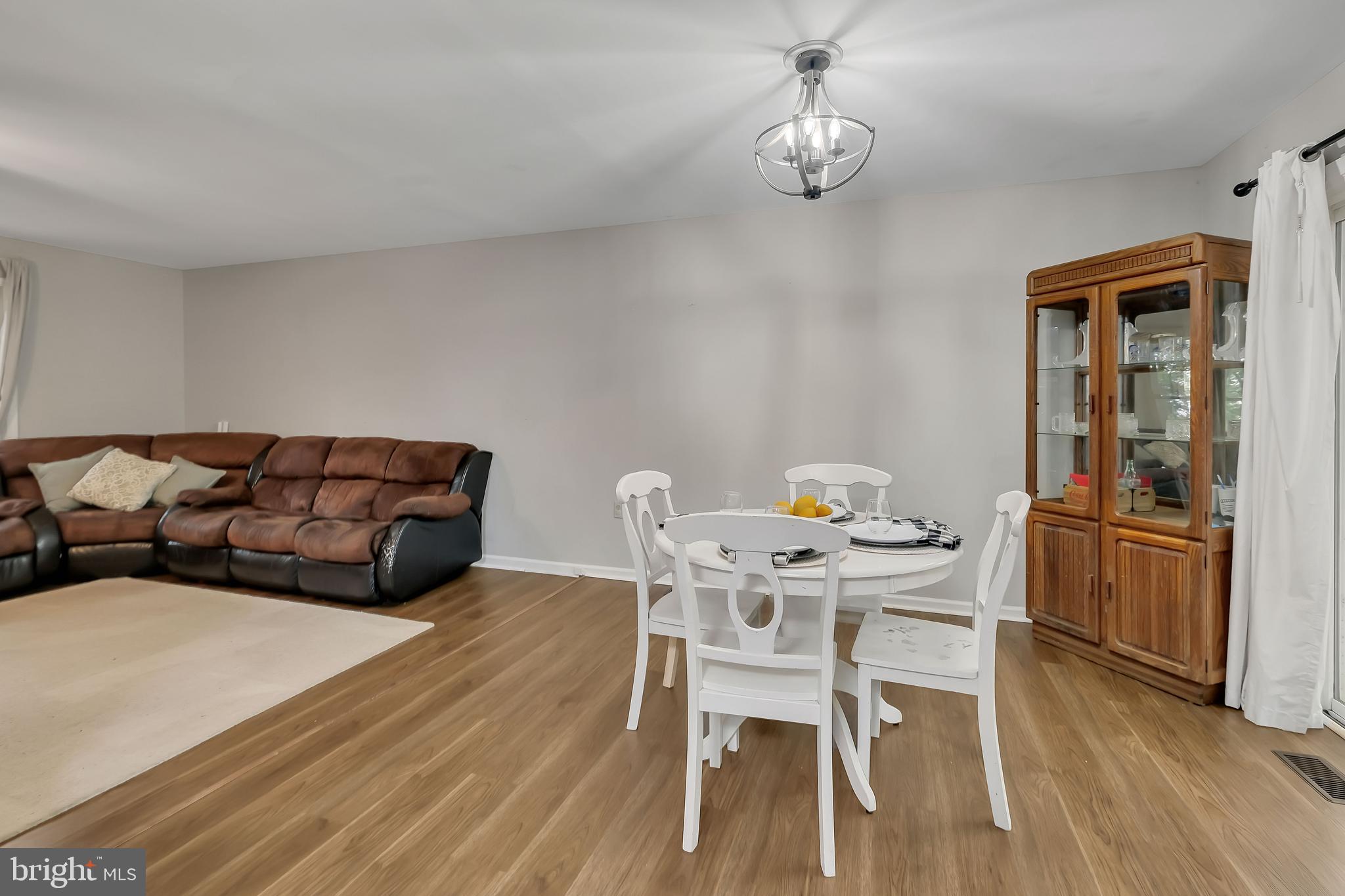 415 ELINORE LANE