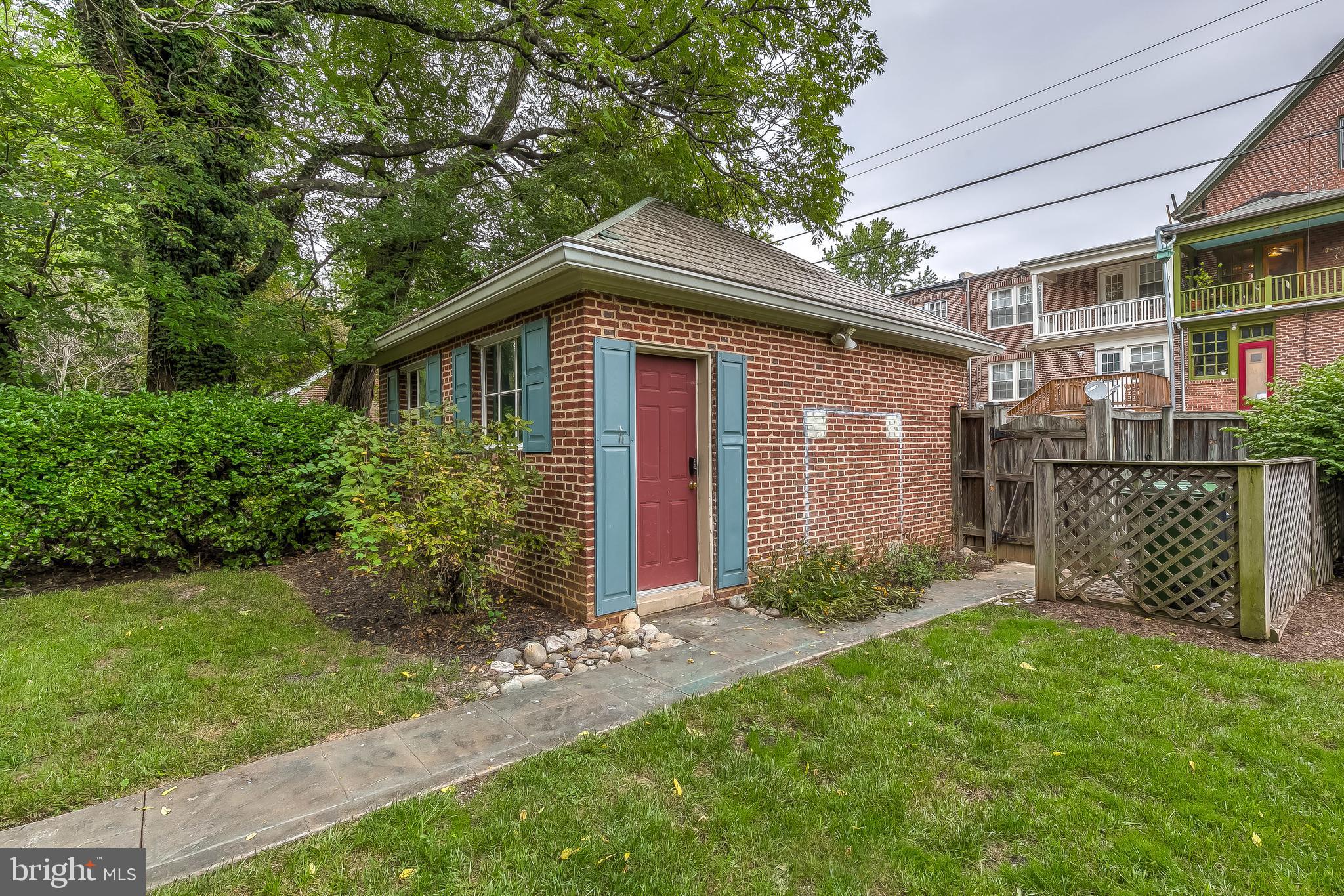 GUILFORD - Residential