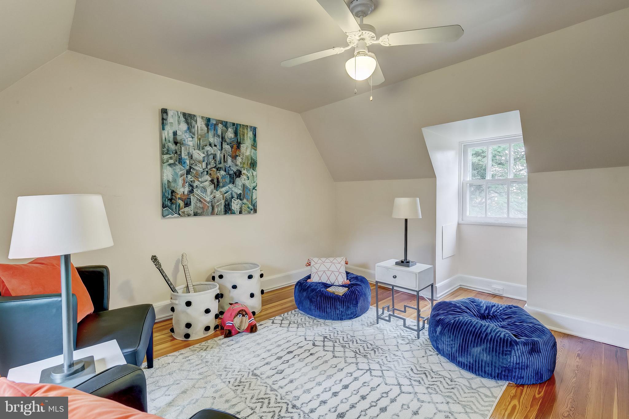 GUILFORD - Residential