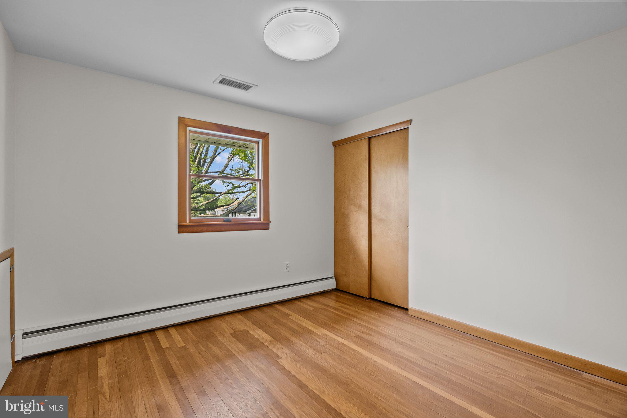 OAK HILL - Residential