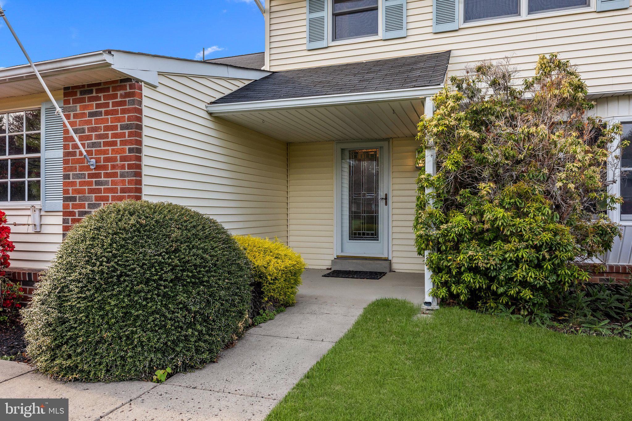 220 MIMOSA LANE