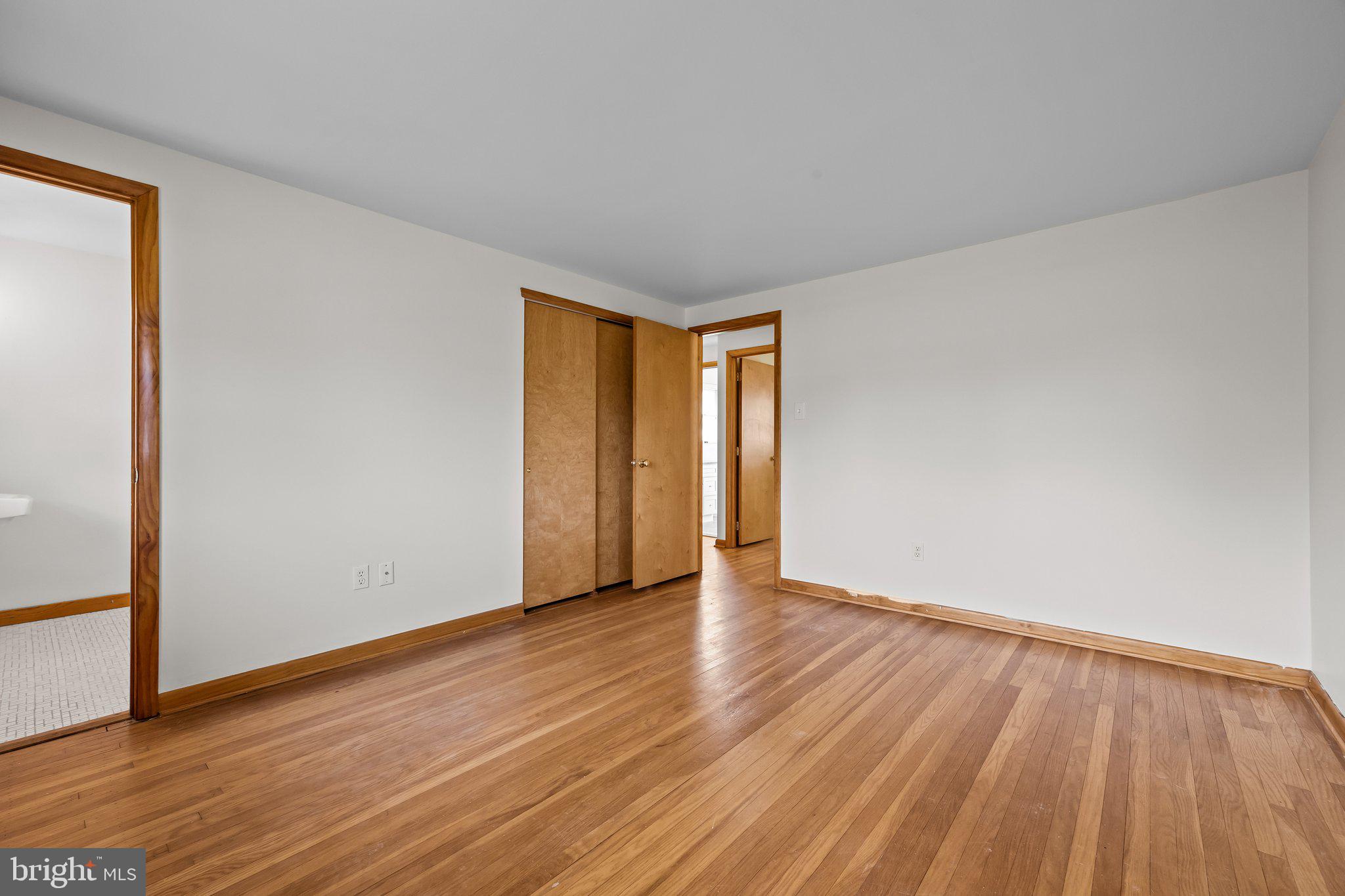 OAK HILL - Residential