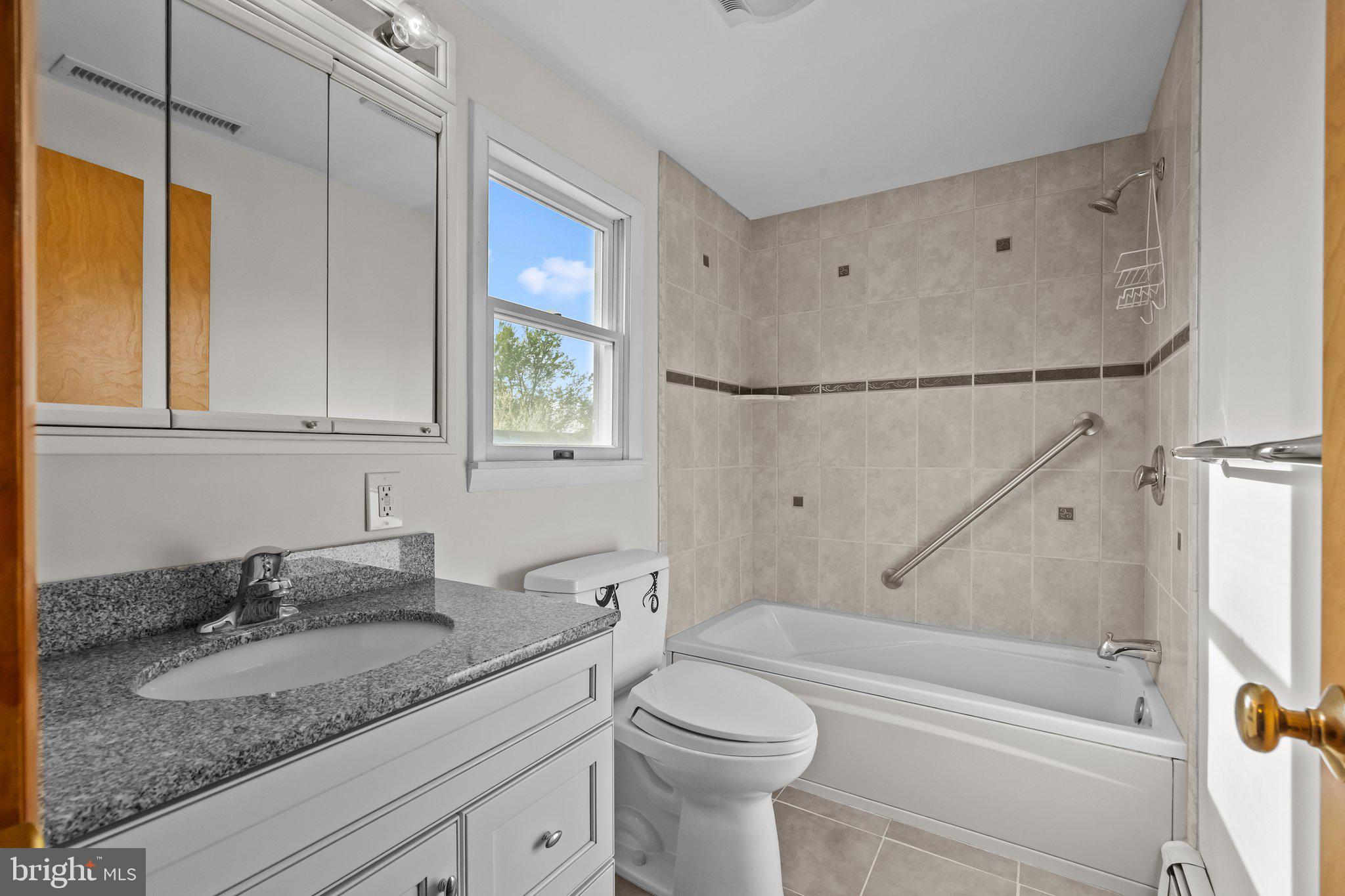 OAK HILL - Residential