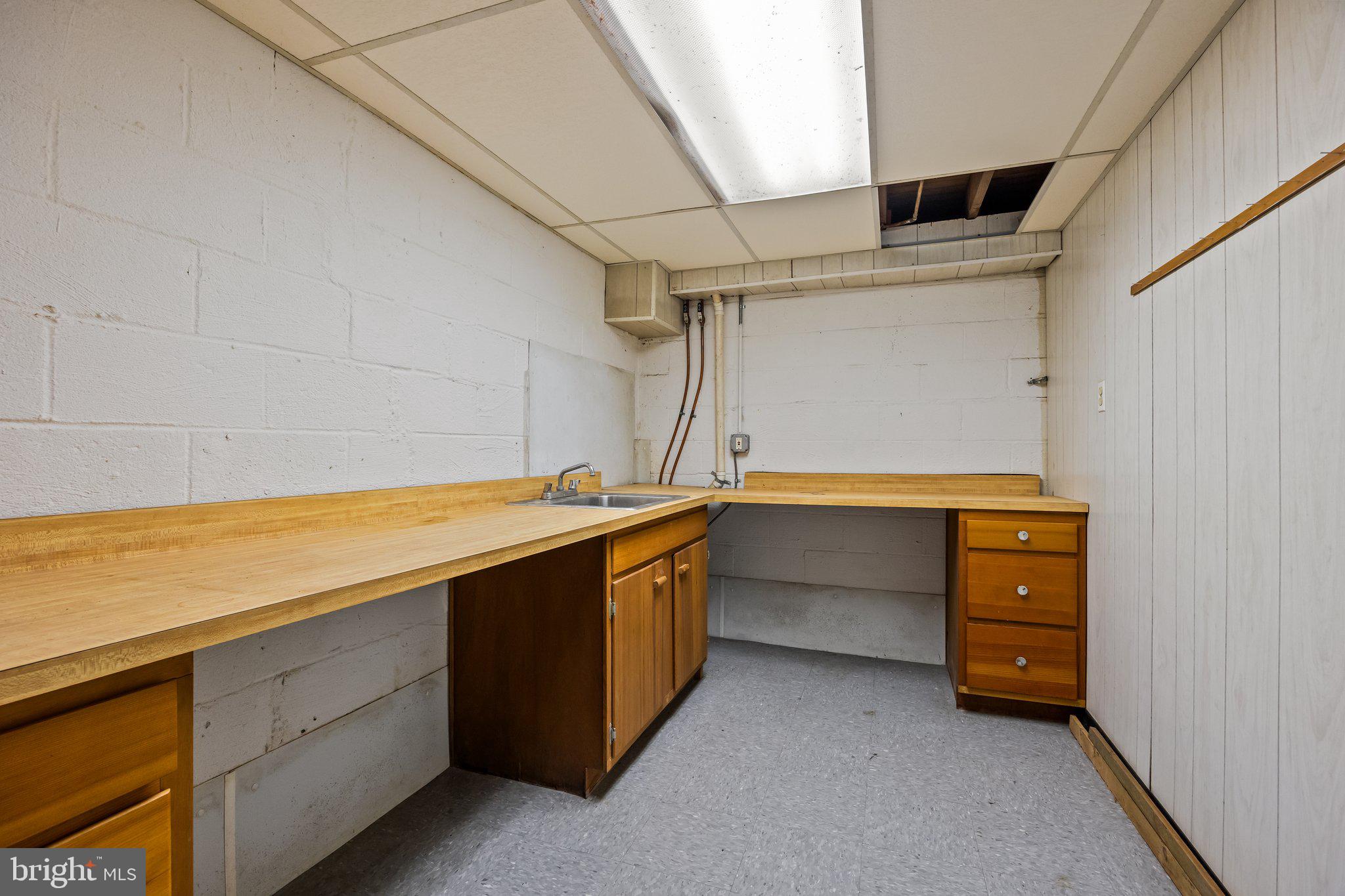 OAK HILL - Residential