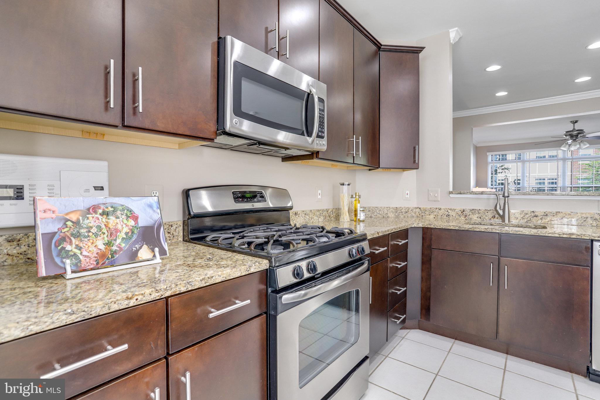 WINDY HILL AT LINCOLNIA - Residential