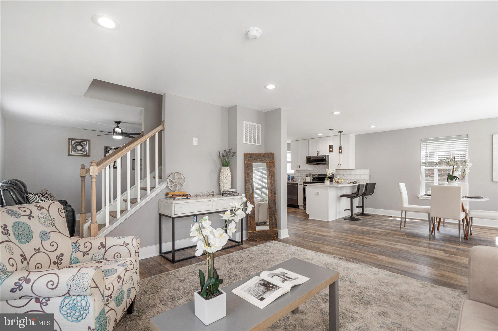 CHESAPEAKE TERRACE - Residential