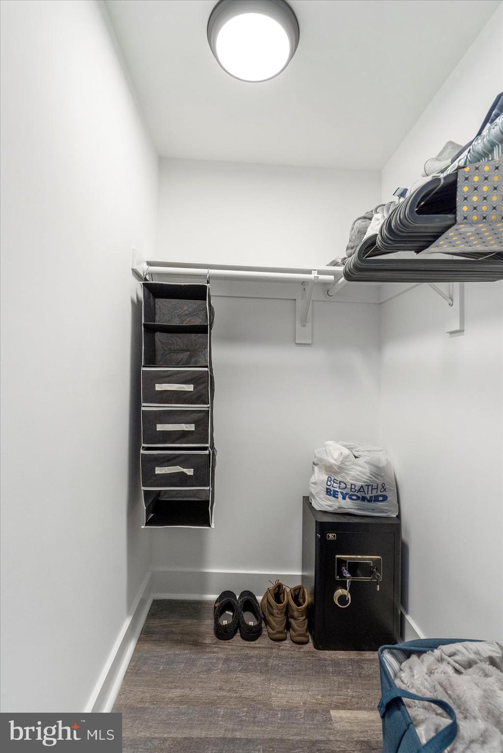 CHESAPEAKE TERRACE - Residential