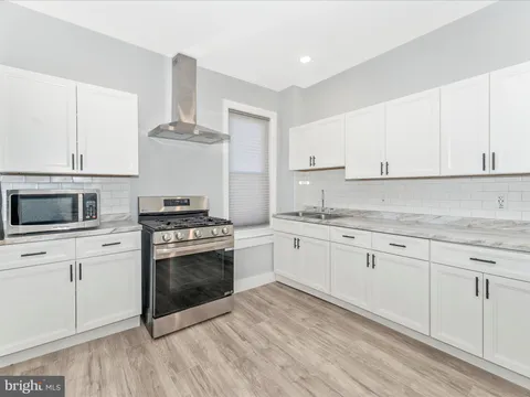 300 Cannon Avenue S, Hagerstown, MD 21740 - MLS#: MDWA2025532