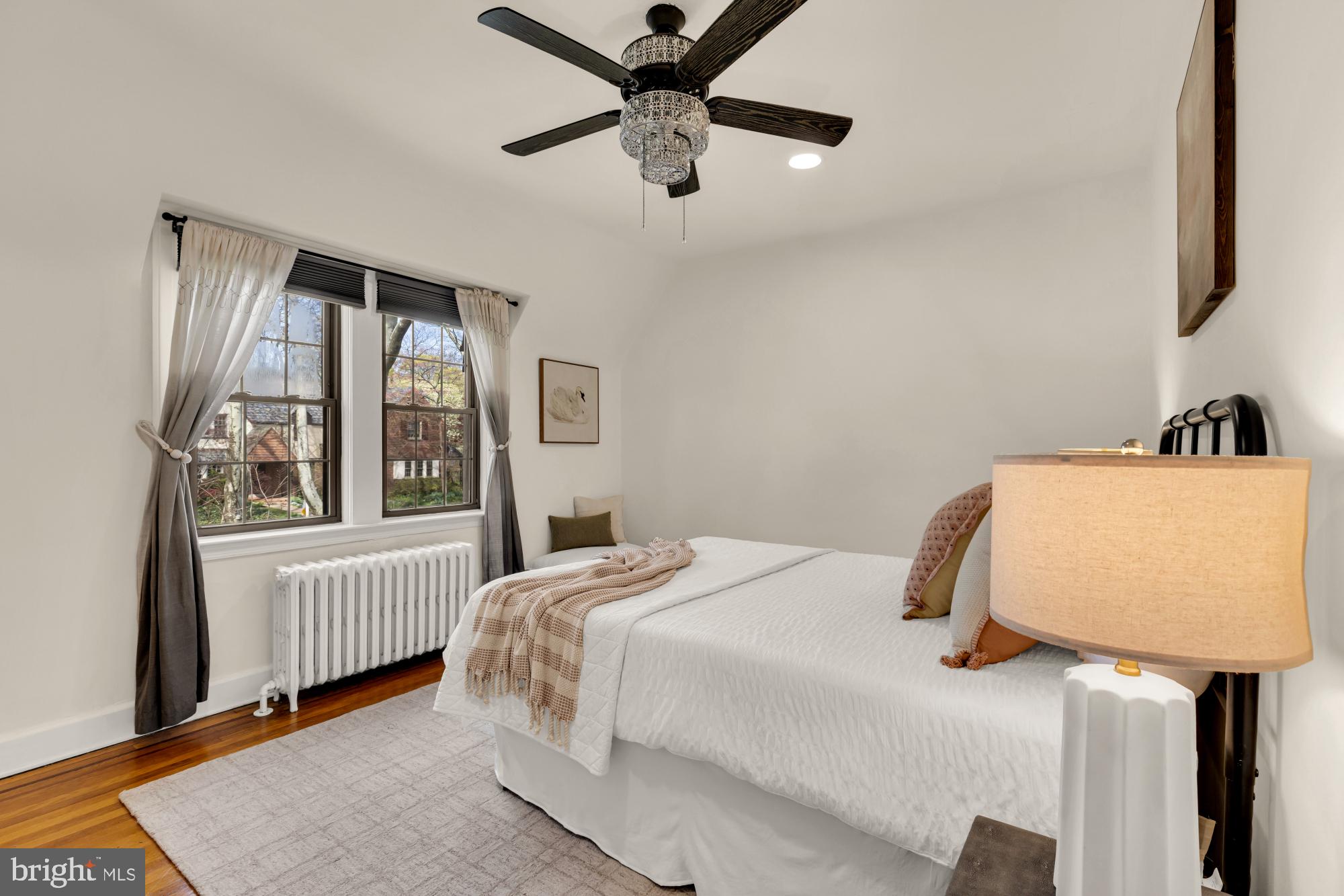 LAKE WALKER - Residential