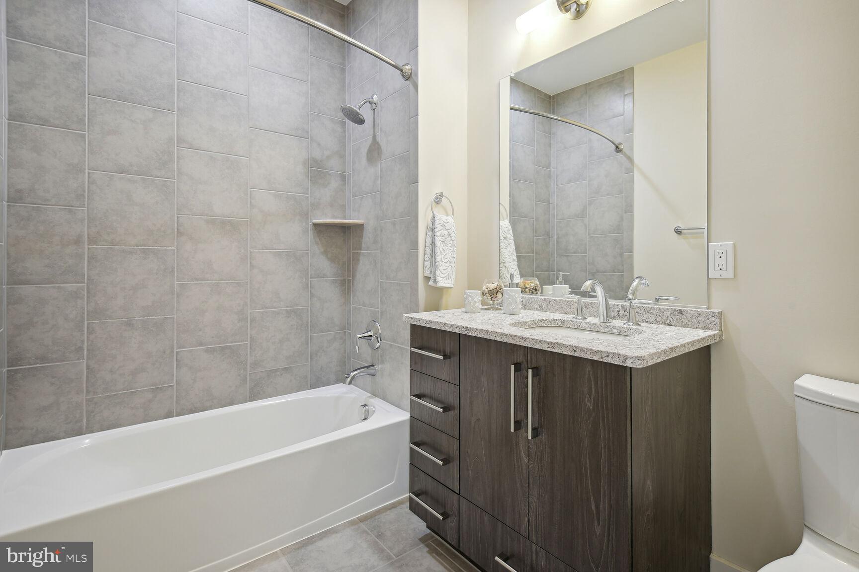 GROSVENOR HEIGHTS - Residential