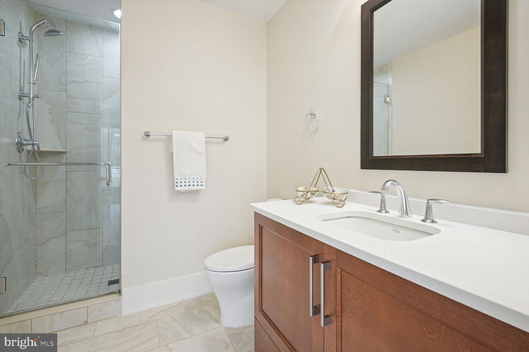 GROSVENOR HEIGHTS - Residential