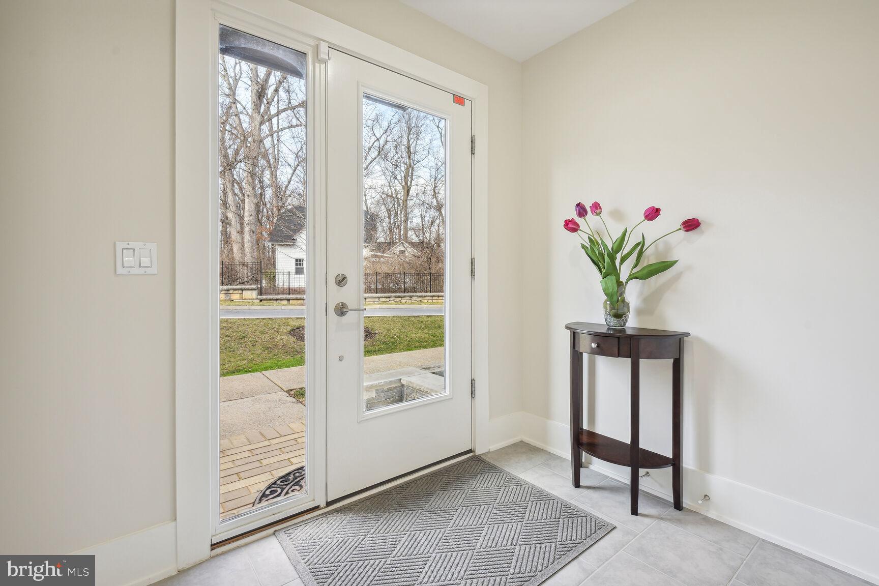 GROSVENOR HEIGHTS - Residential