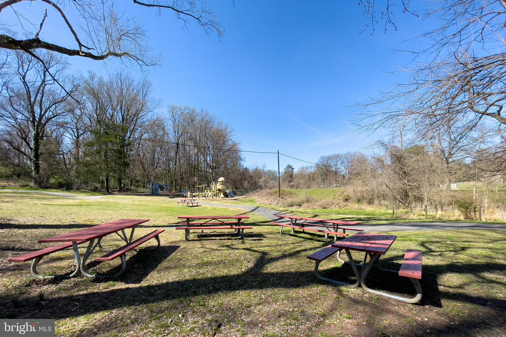 SLEEPY HOLLOW WOODS - Residential