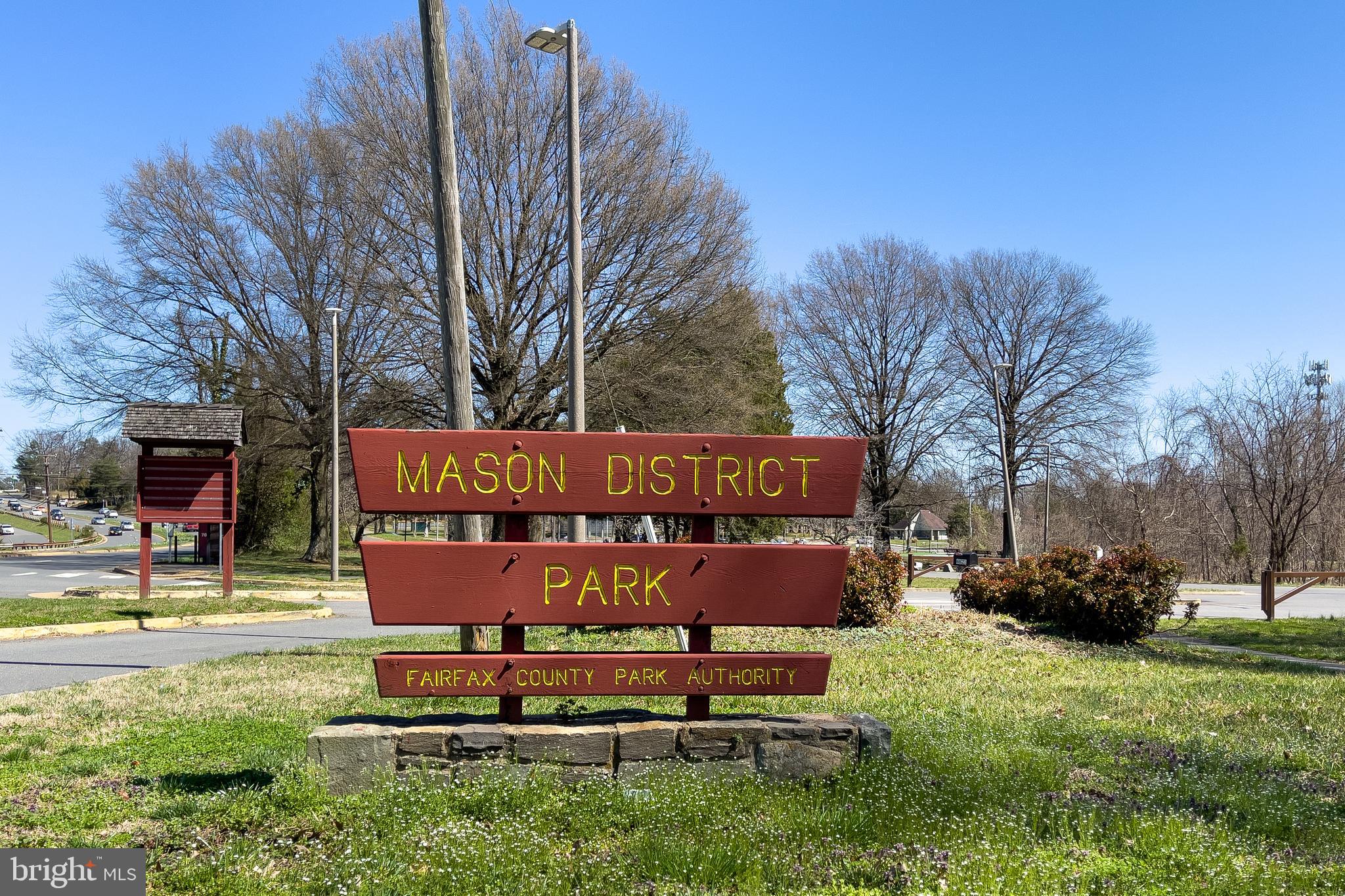 SLEEPY HOLLOW WOODS - Residential
