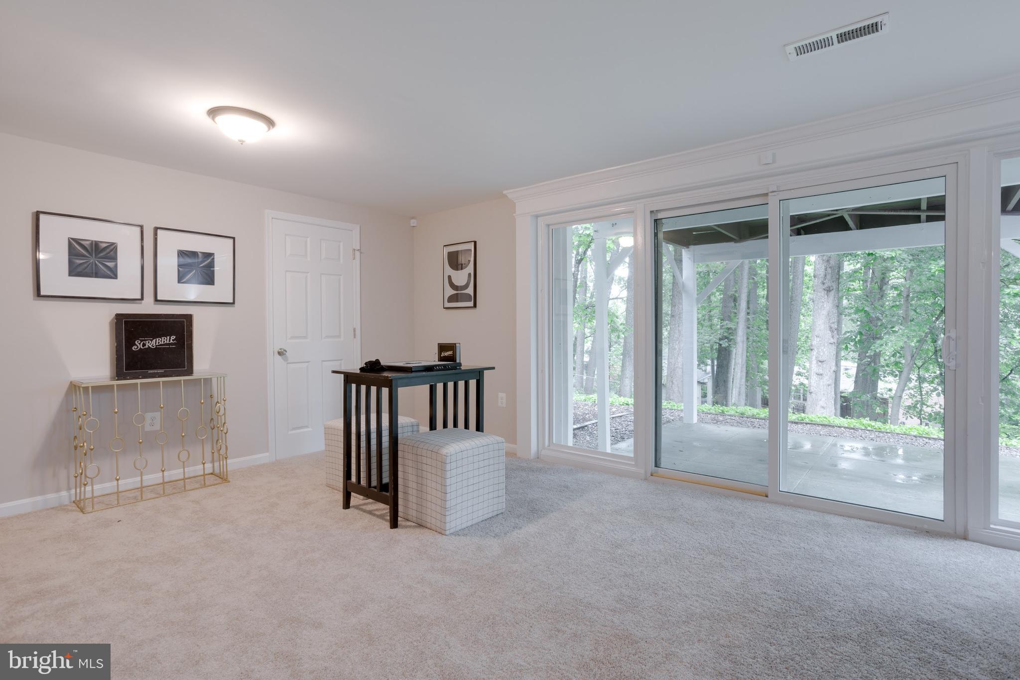 SLEEPY HOLLOW WOODS - Residential