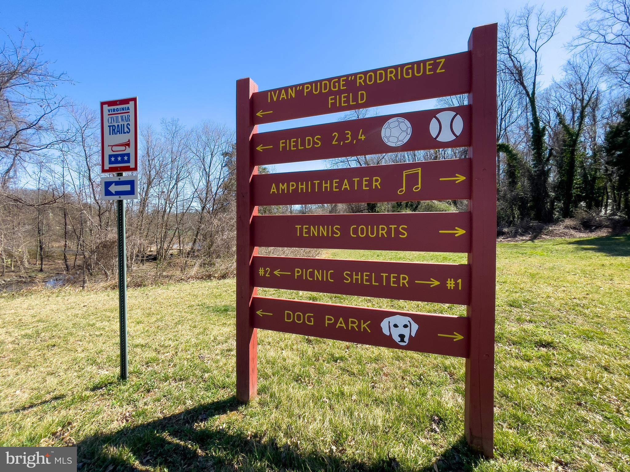 SLEEPY HOLLOW WOODS - Residential