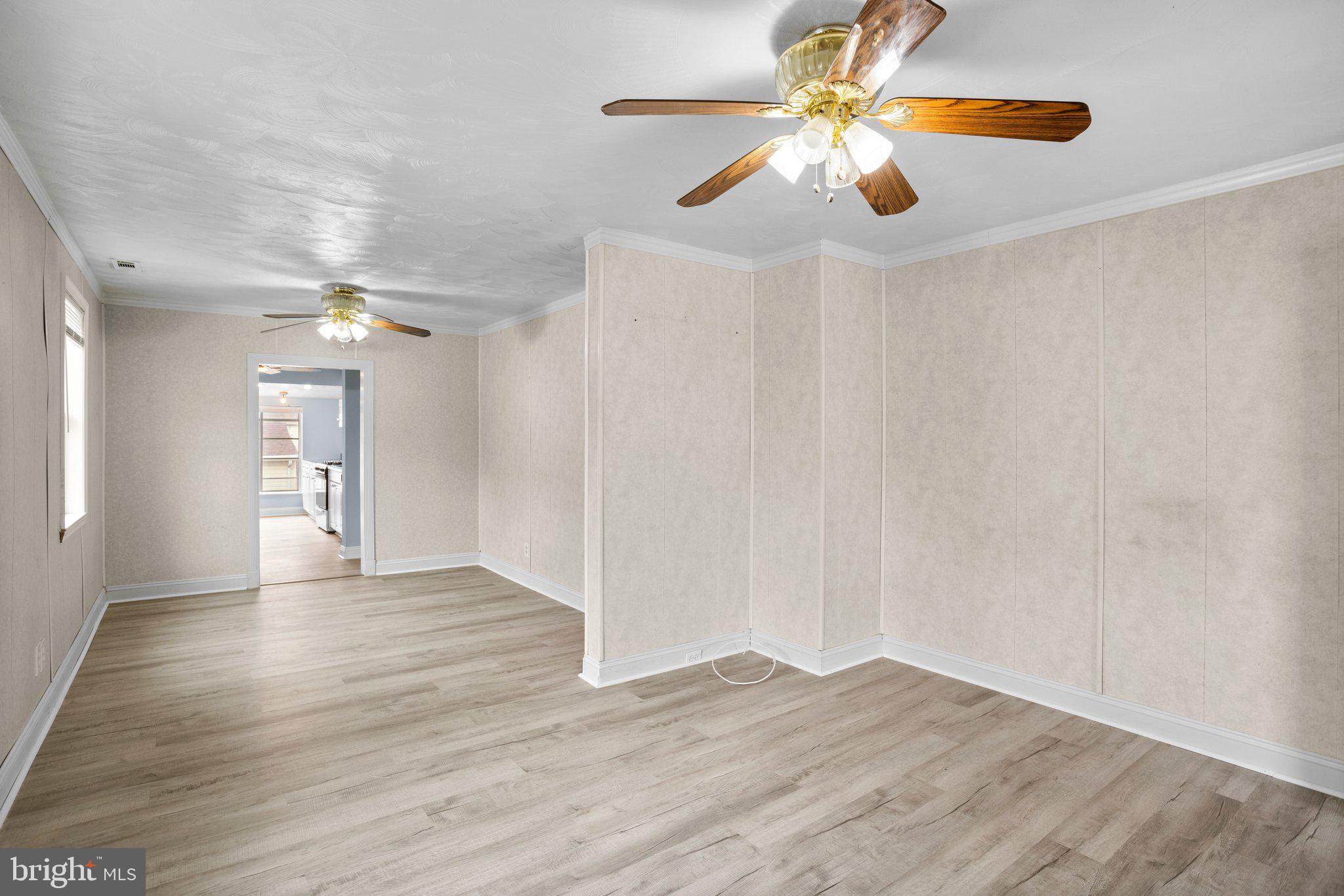 210 W 11TH AVENUE