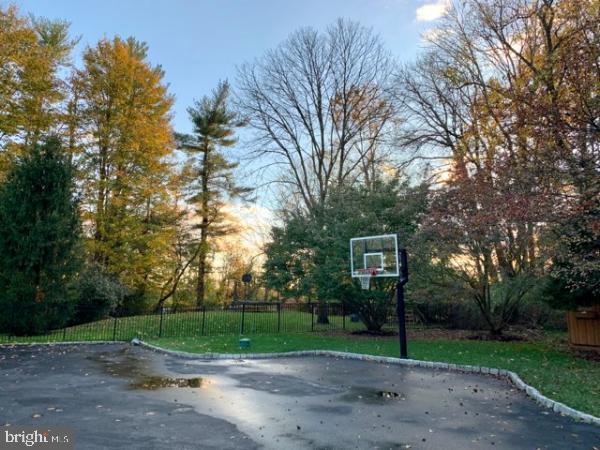 SPRINGHOUSE - Residential